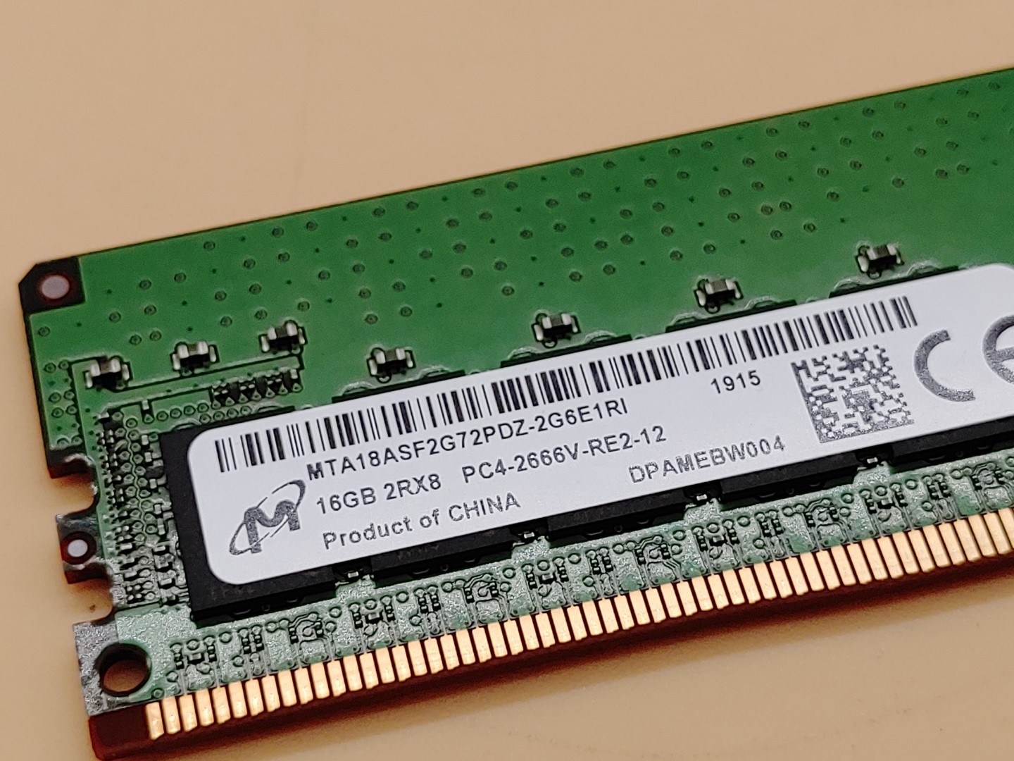Micron 16GB 2RX8 PC4-2666V DDR4 MTA18ASF2G72PDZ-2G6E1RI ECC Server Memory - Image 2
