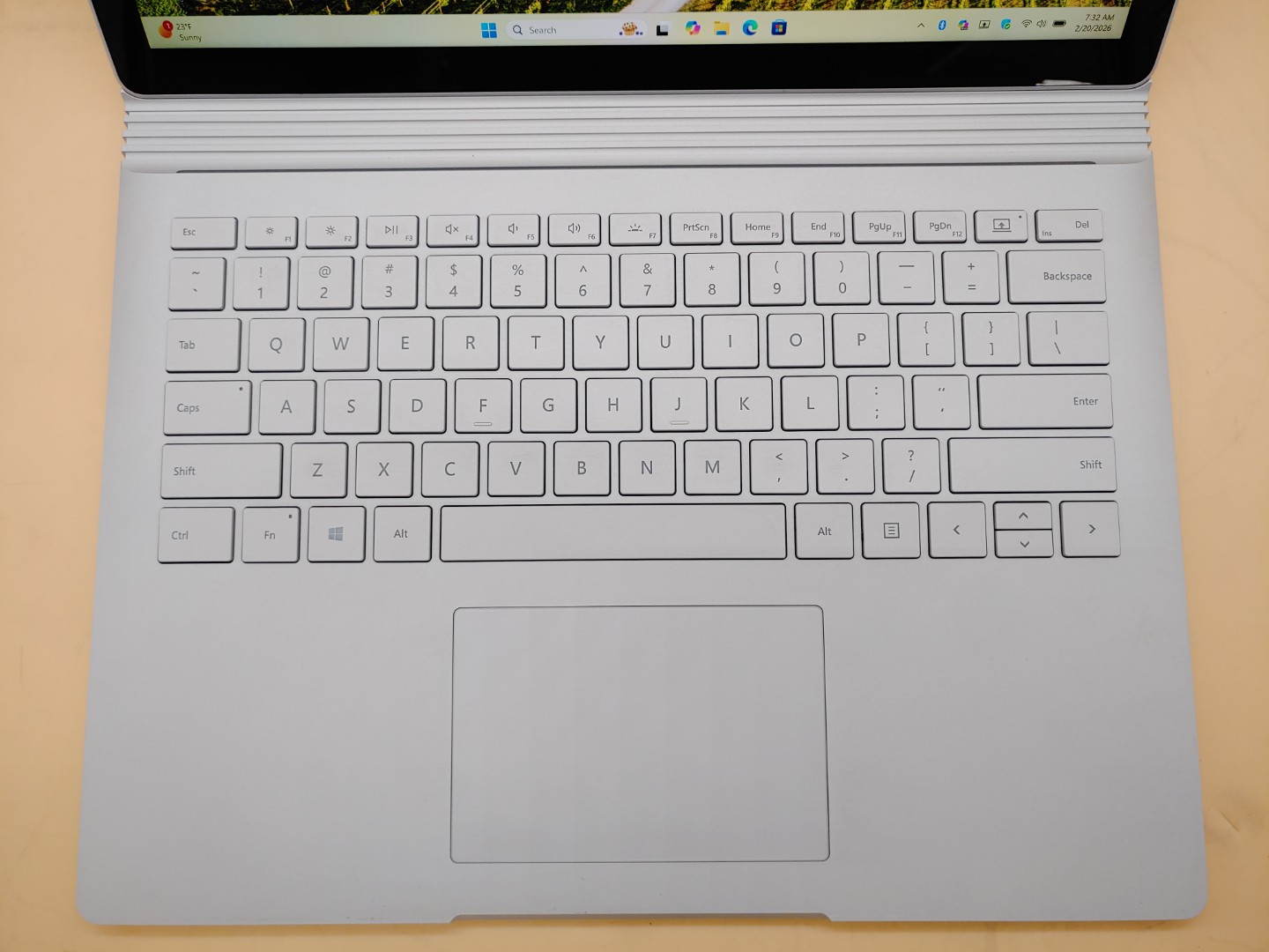 Microsoft Surface Book 2 13.5" i7-8650U 8GB 256GB SSD Win11Pro GTX1050 *NO A/C* - Image 4