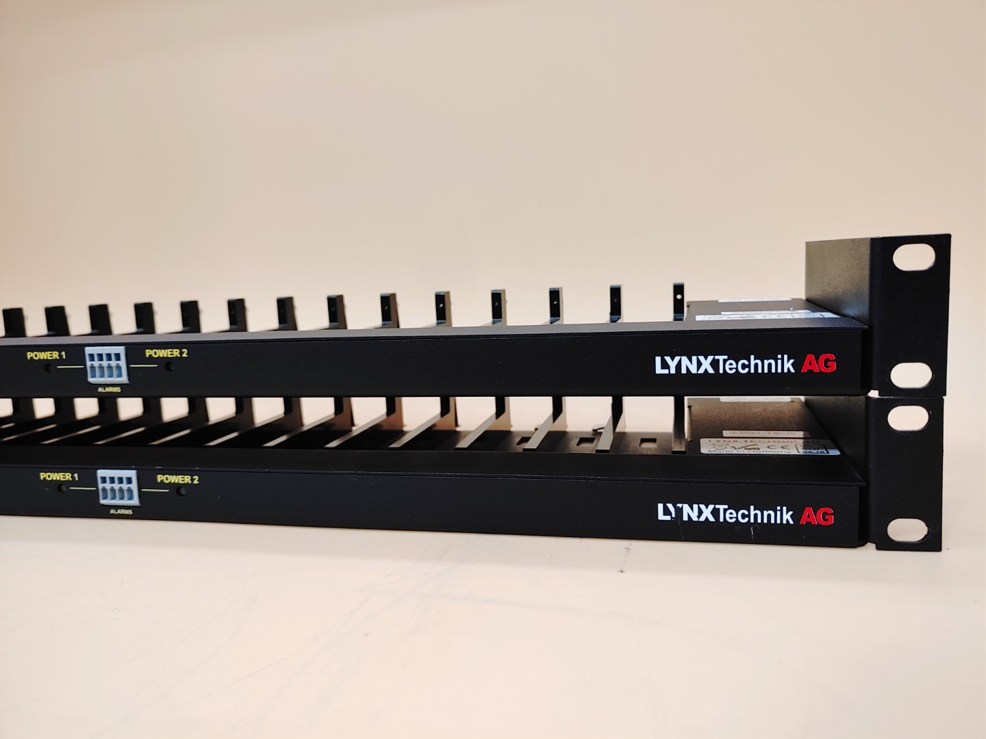 LOT of (2) LYNX TECHNIK AG yellobrik RFR 1000 1RU Rack Frame ✔✔✔ *NO A/C* *READ* - Image 3