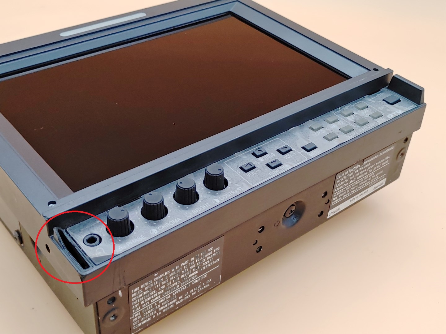 JVC DT-F9L5 Multi-format LCD Broadcast Studio Field Monitor 8.2" *NO BATT**READ* - Image 10