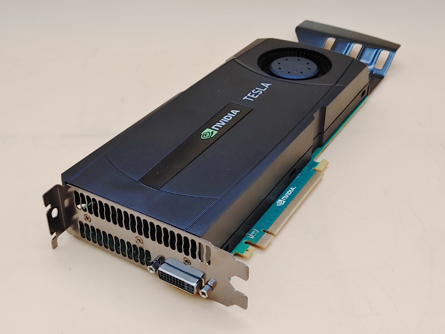 NVIDIA Tesla C2075 6GB GDDR5 GPU Accelerator Graphics Card 900-21030-0020-100