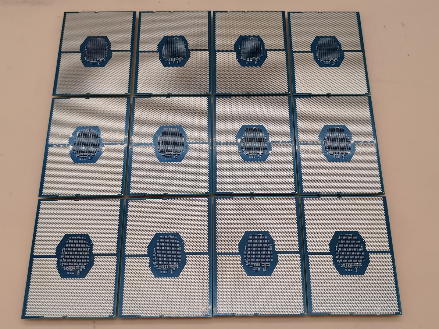 Intel Xeon GOLD 6226 2.70GHz SRFPP 12-Core LGA3647 CPU 125W - LOT of (12) - Image 3