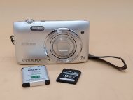 Nikon COOLPIX S3500 20.1MP Digital Camera w/ 8GB SD Card & Battery *NO CHARGER*