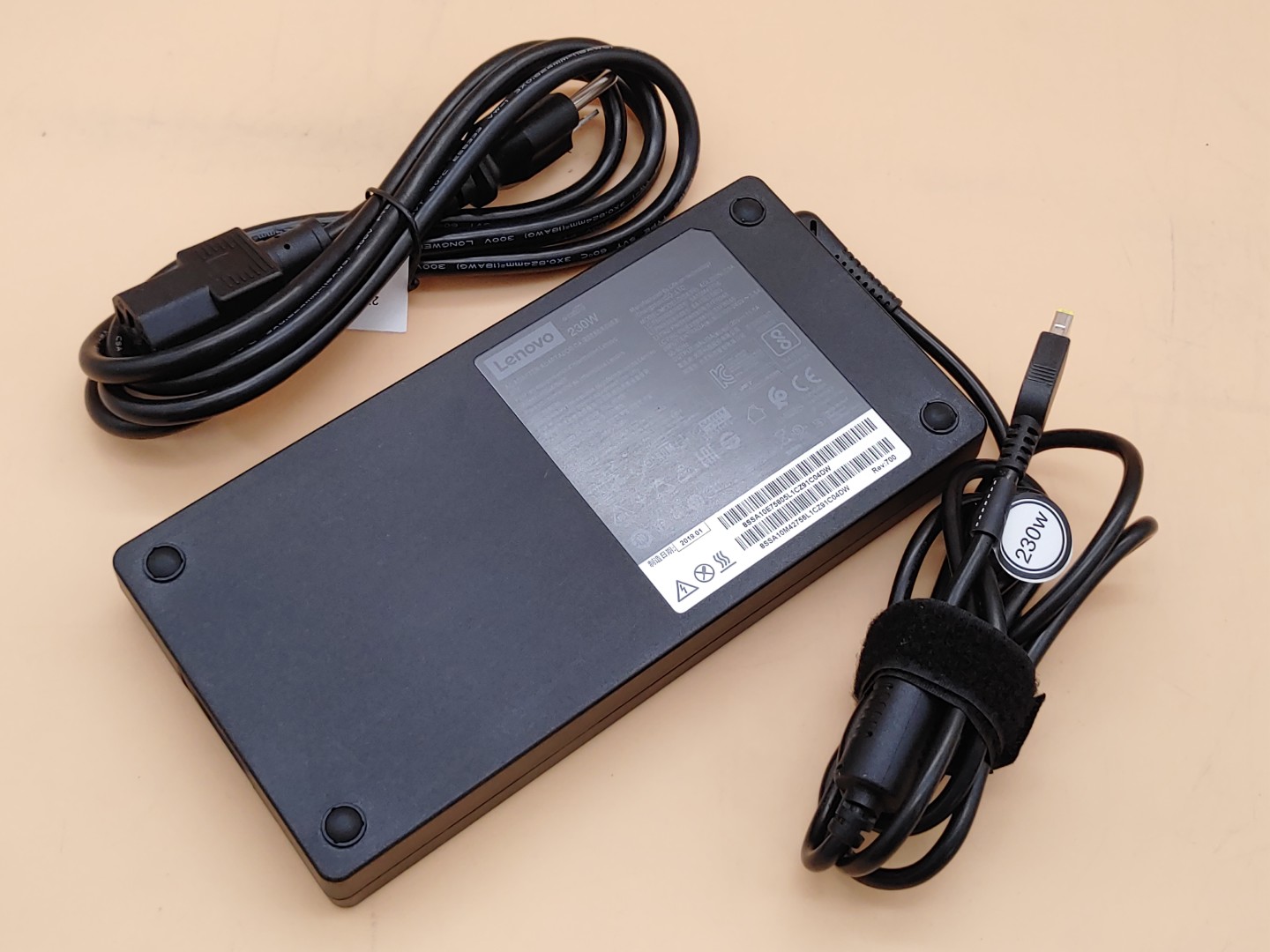 Lenovo ThinkPad Thunderbolt 3 Workstation Dock (03X7538) DK1841 w/ OEM 230W A/C - Image 3