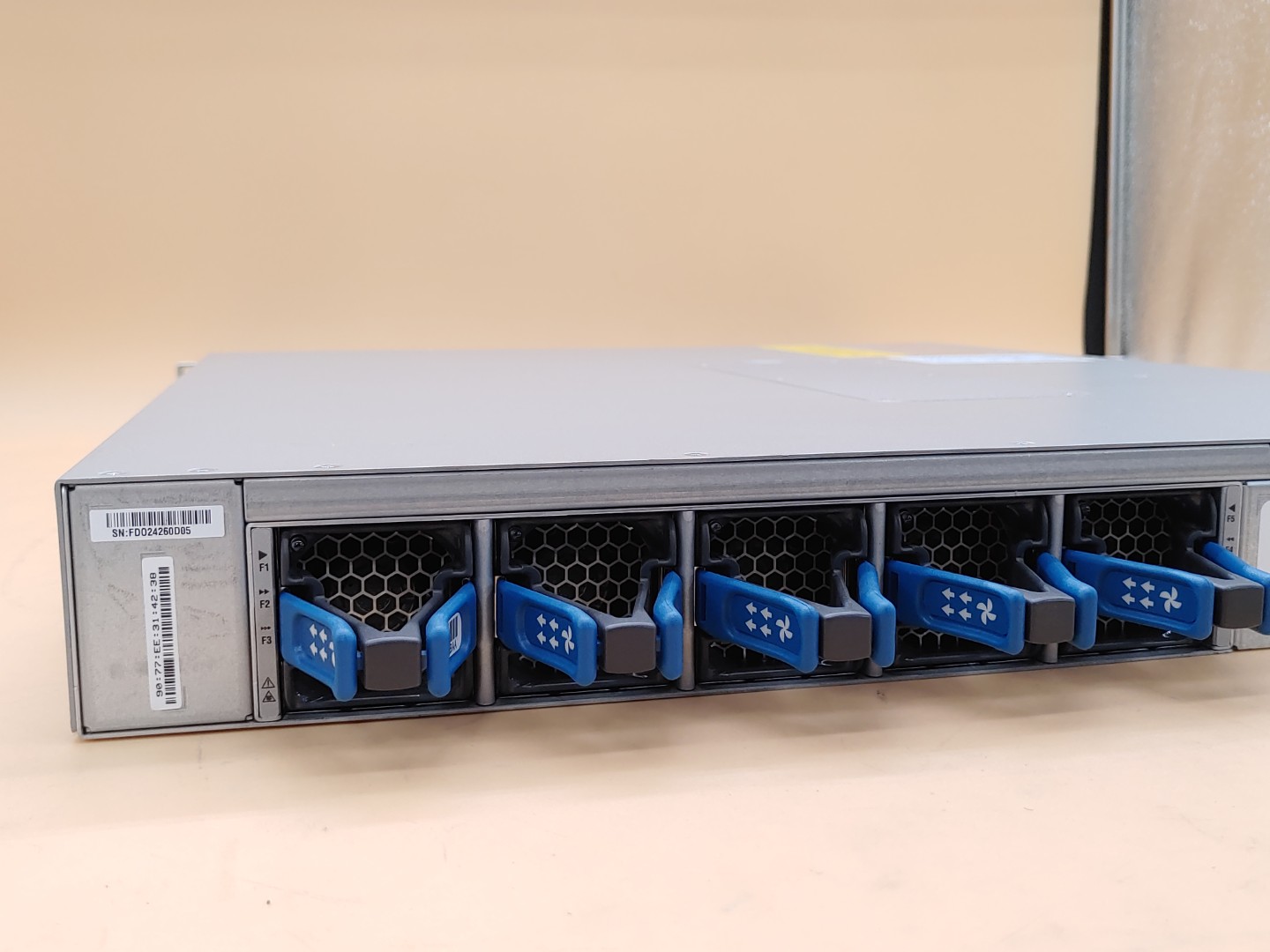 Cisco Nexus 9300 N9K-C93240YC-FX2 V04 w/ 48P 10/25G SFP+ and 12P 100G QSFP28 - Image 9