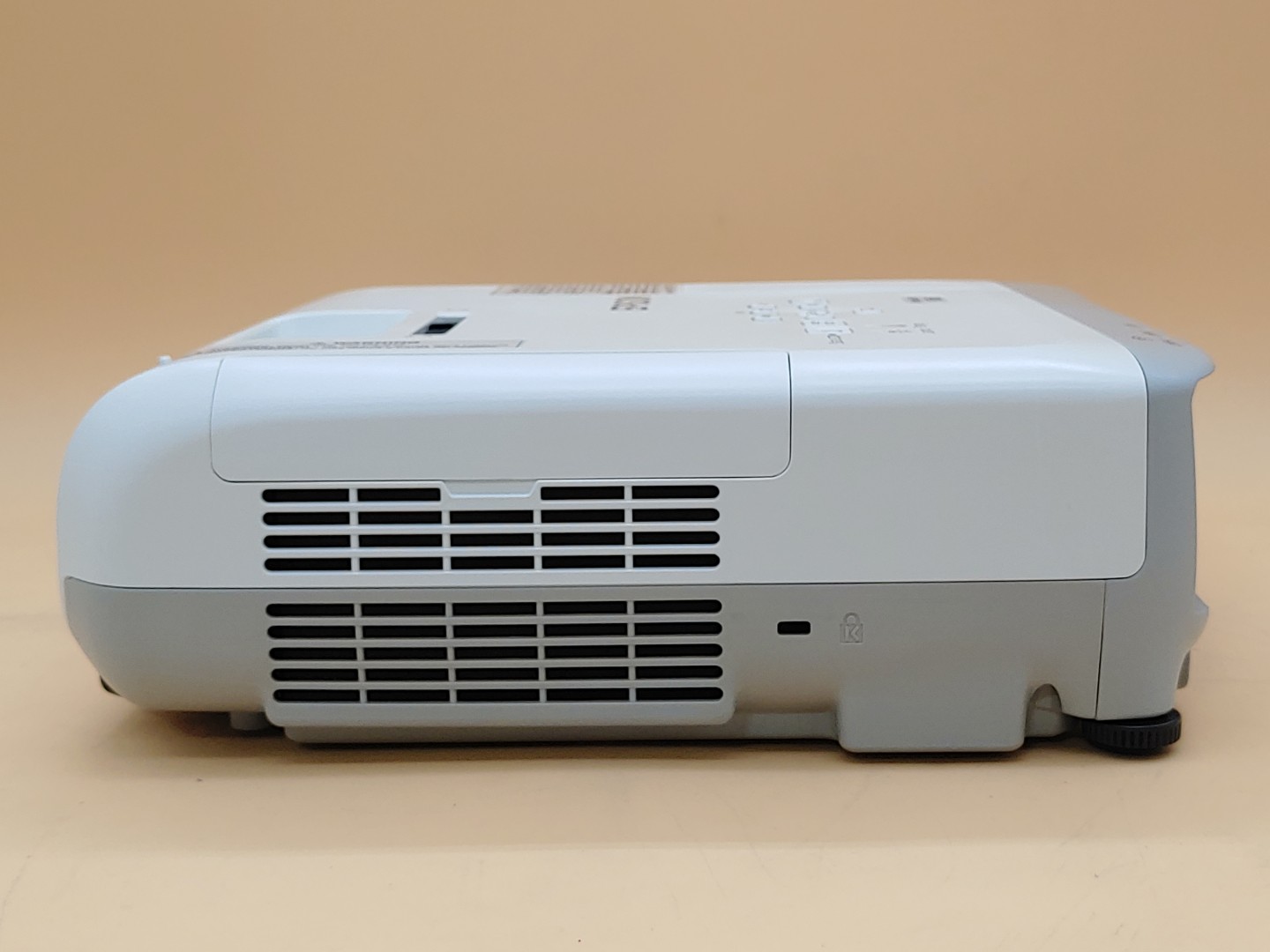 Epson PowerLite 965 H583A XGA 3LCD HDMI 3,500 ANSI Lumen Projector (2693 HOURS) - Image 5