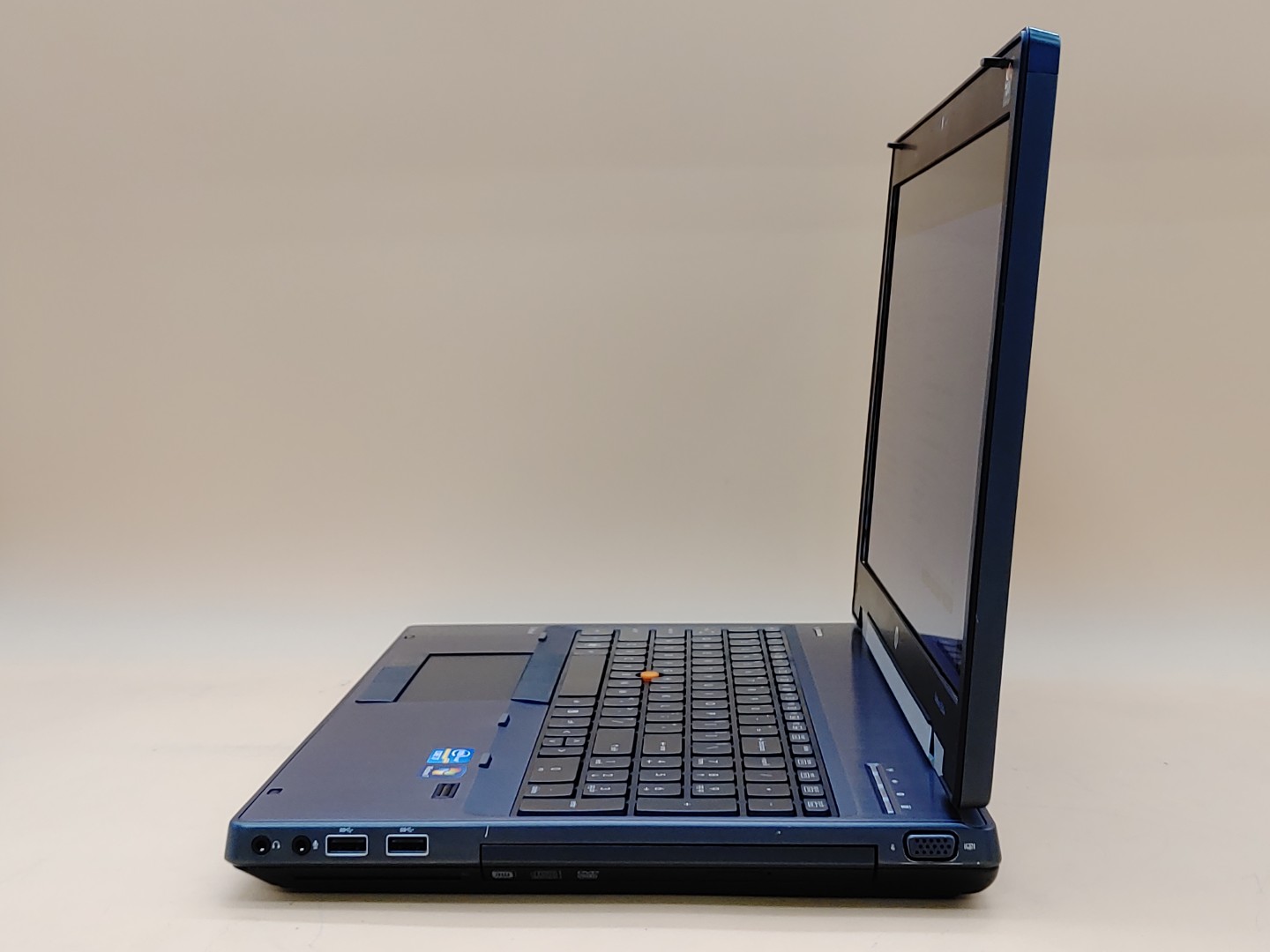 HP EliteBook 8560w 15.6" Intel i7-2670QM 24GB RAM 256GB SSD **NO OS/NO AC** - Image 3