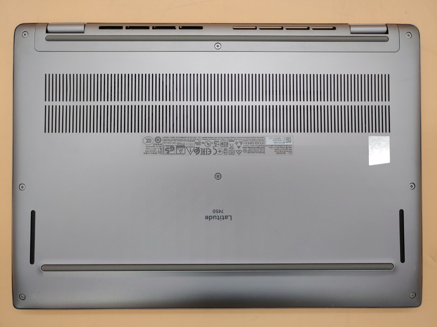 Dell Latitude 7450 14" Ultra 7 165U 32GB RAM *NO SSD/AC* *LIQUID SPILL NO POWER* - Image 6