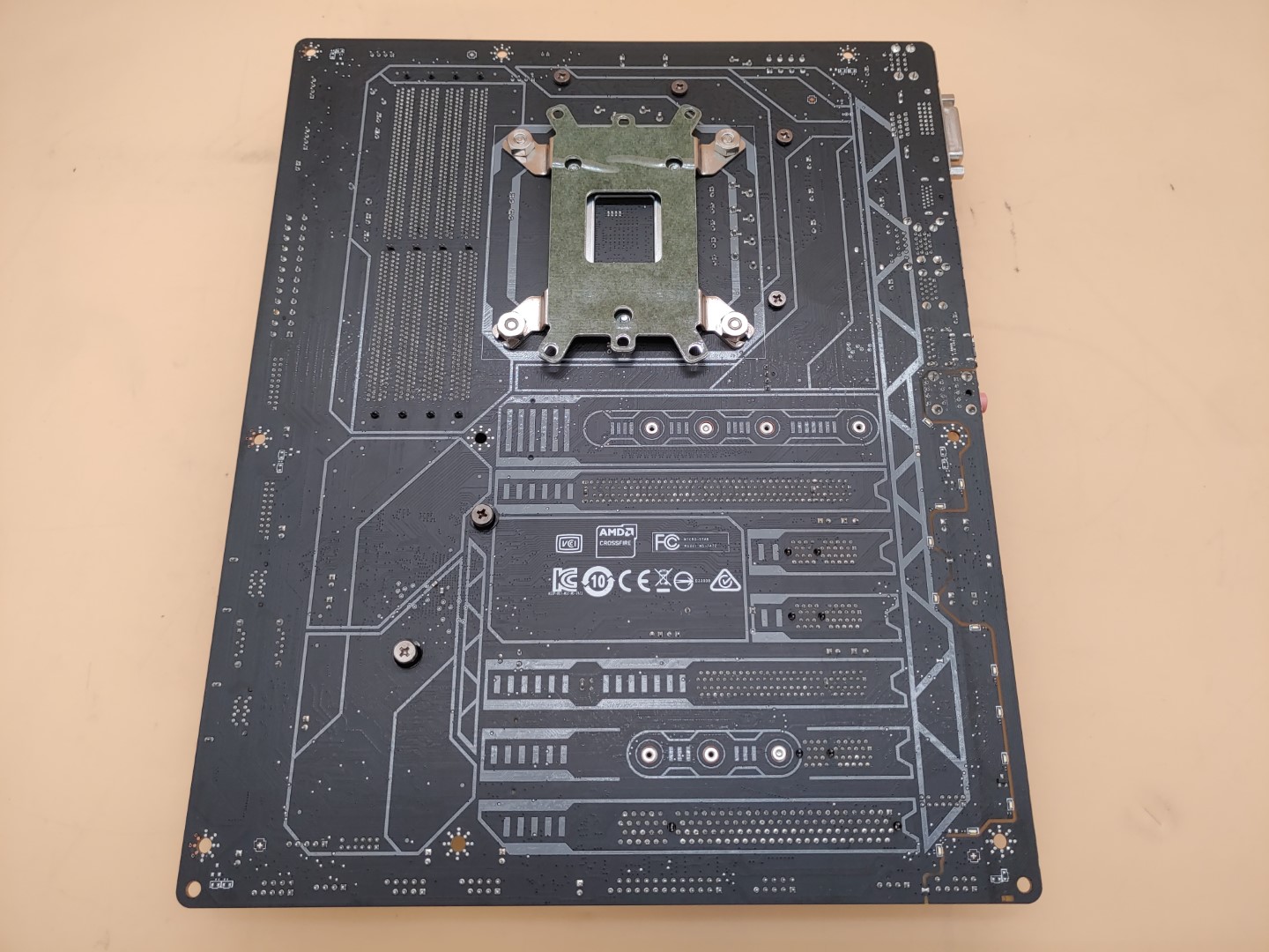 MSI Z270 PC MATE LGA1151 DDR4 HDMI ATX Motherboard w/ Intel i7-7700K + 16GB RAM - Image 9