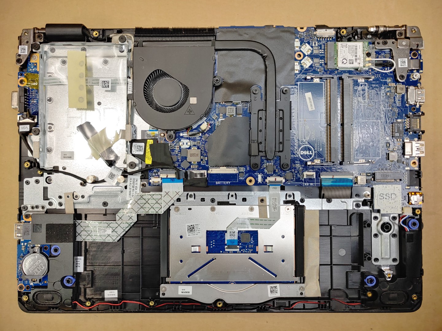 Dell Latitude 3490 14" i5-8250U✔ *NO RAM/ BATT/ SSD/ AC* *BROKEN DC JACK* *READ* - Image 7