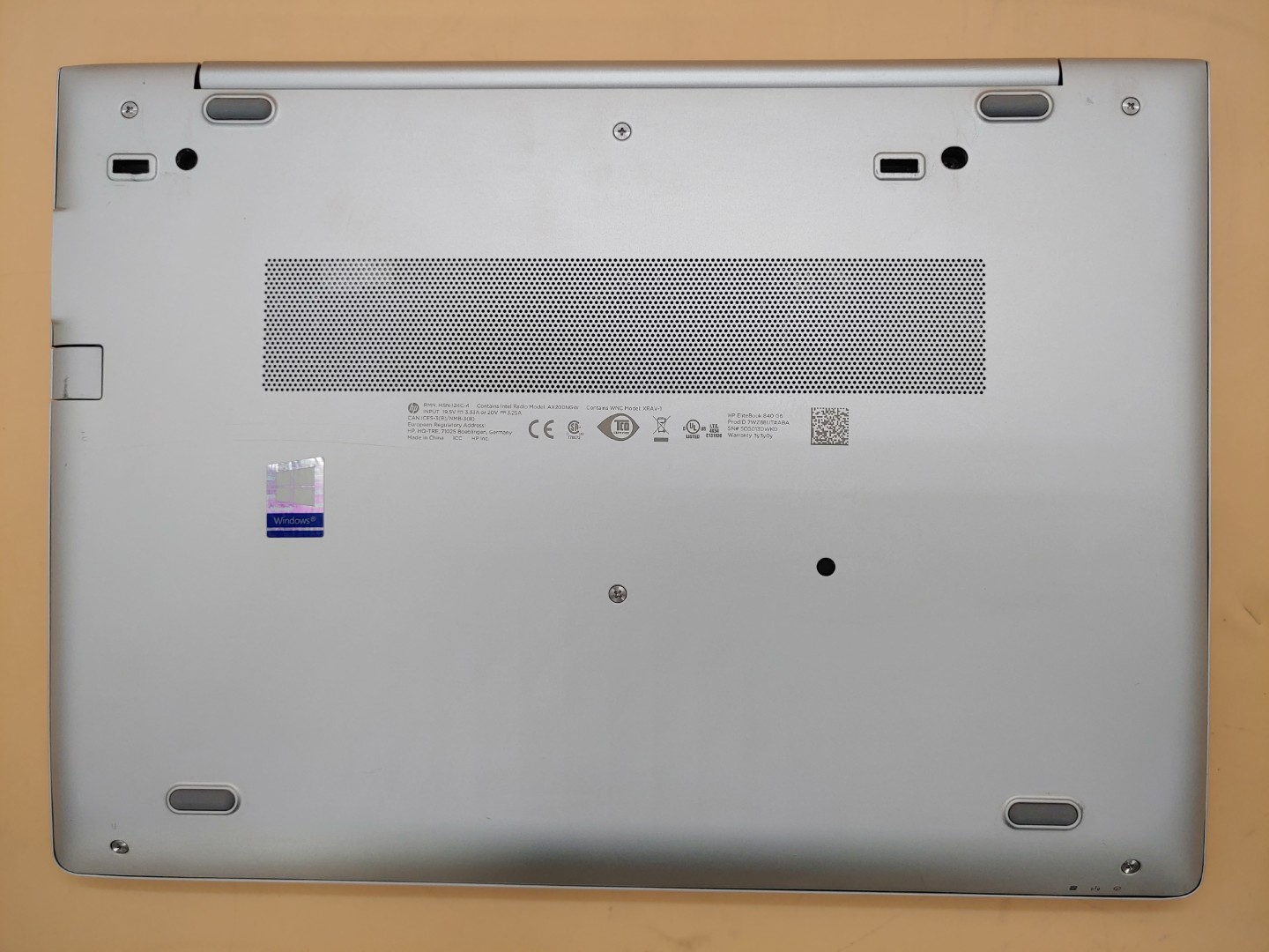 HP EliteBook 840 G6 14-inch Intel i7-8565U *NO RAM/ NO SSD/ NO AC* - Image 6