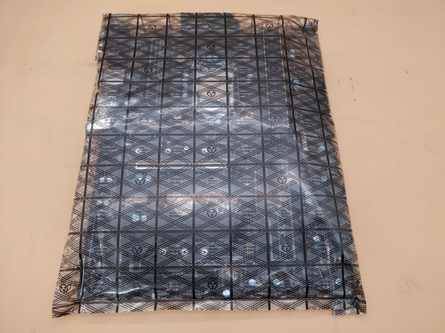 MSI Z270 PC MATE LGA1151 DDR4 HDMI ATX Motherboard w/ Intel i7-7700K + 16GB RAM - Image 10