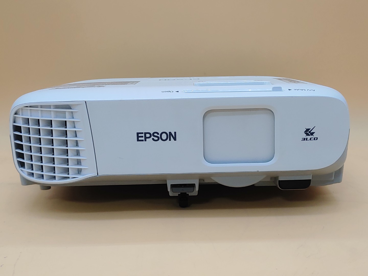 Epson PowerLite 970 3LCD Projector 4000 Lumen ANSI HD 1080p H865A (125 Hours) - Image 4