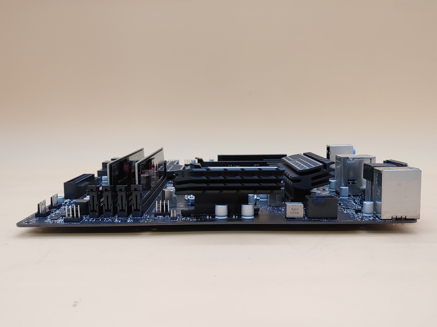 MSI Z270 PC MATE LGA1151 DDR4 HDMI ATX Motherboard w/ Intel i7-7700K + 16GB RAM - Image 4