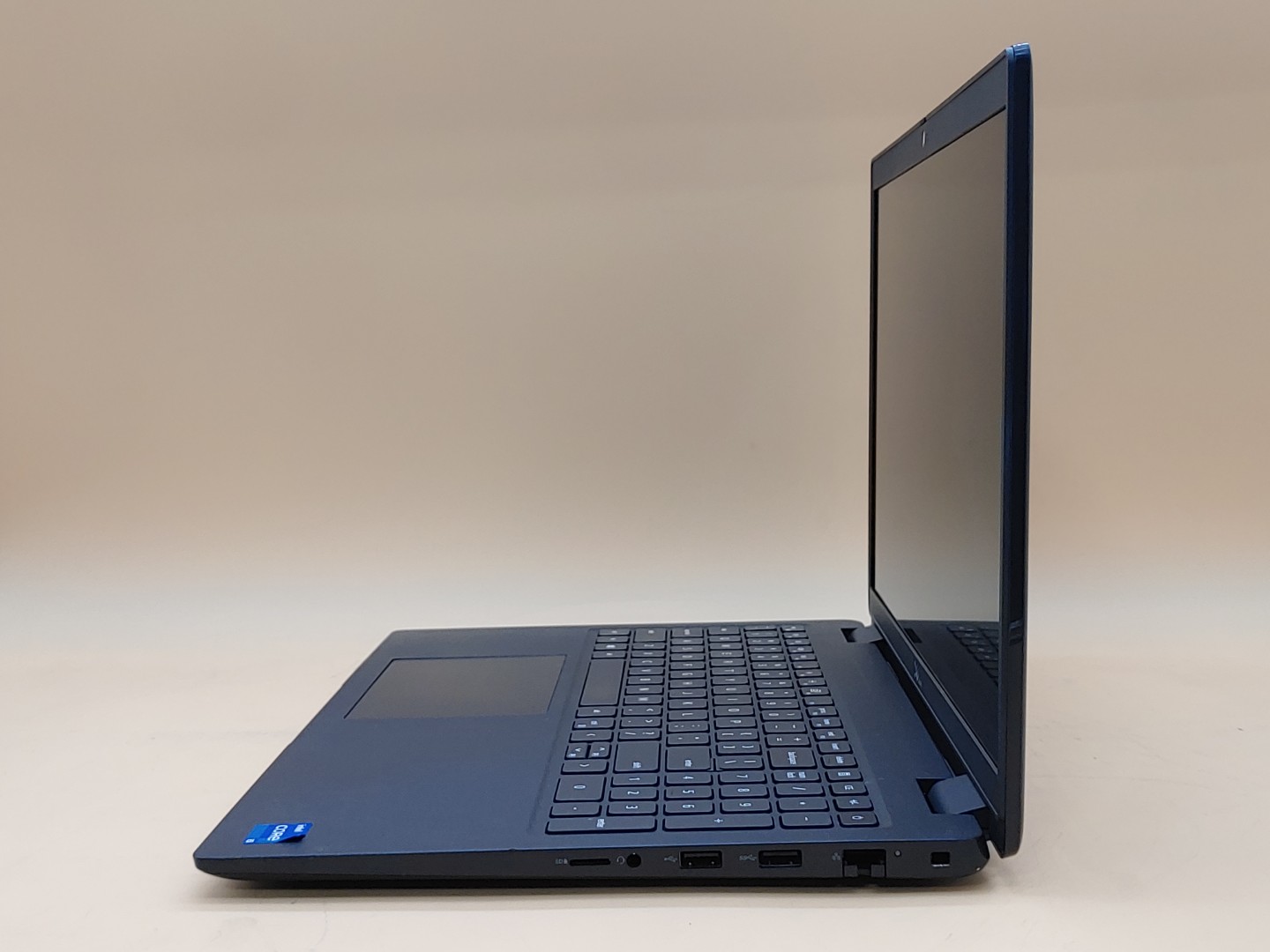 Dell Latitude 3520 15.6" Intel i5-1135G7 8GB 256GB SSD Windows11Pro **NO A/C** - Image 3