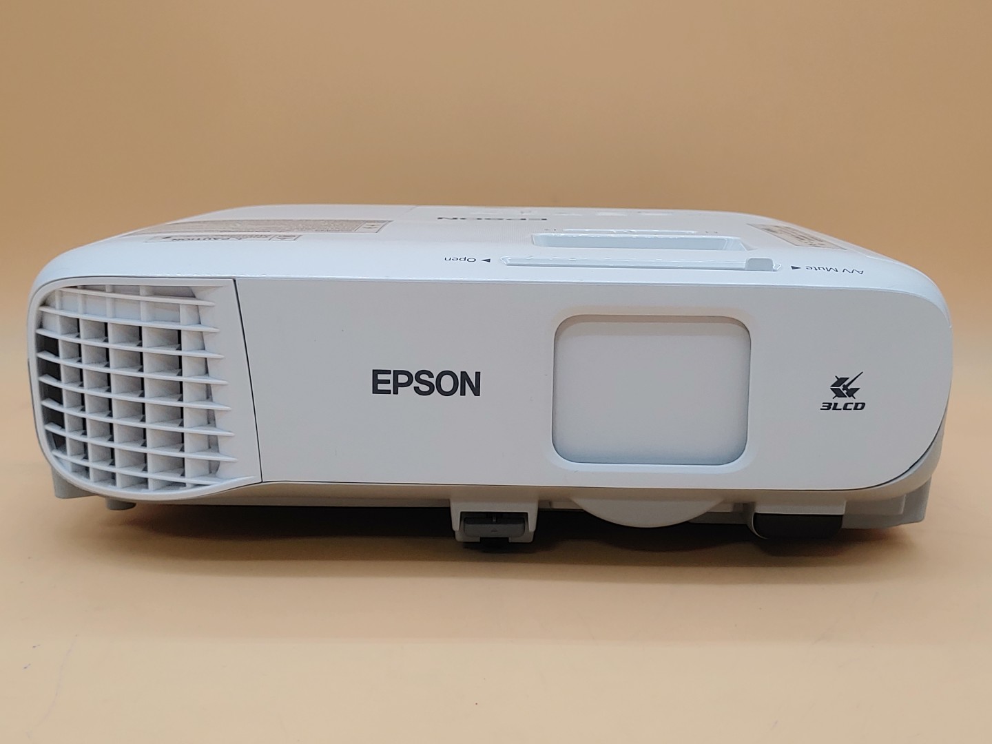 Epson PowerLite 970 3LCD Projector 4000 Lumen ANSI HD H865A (1073 Hours) *READ* - Image 3