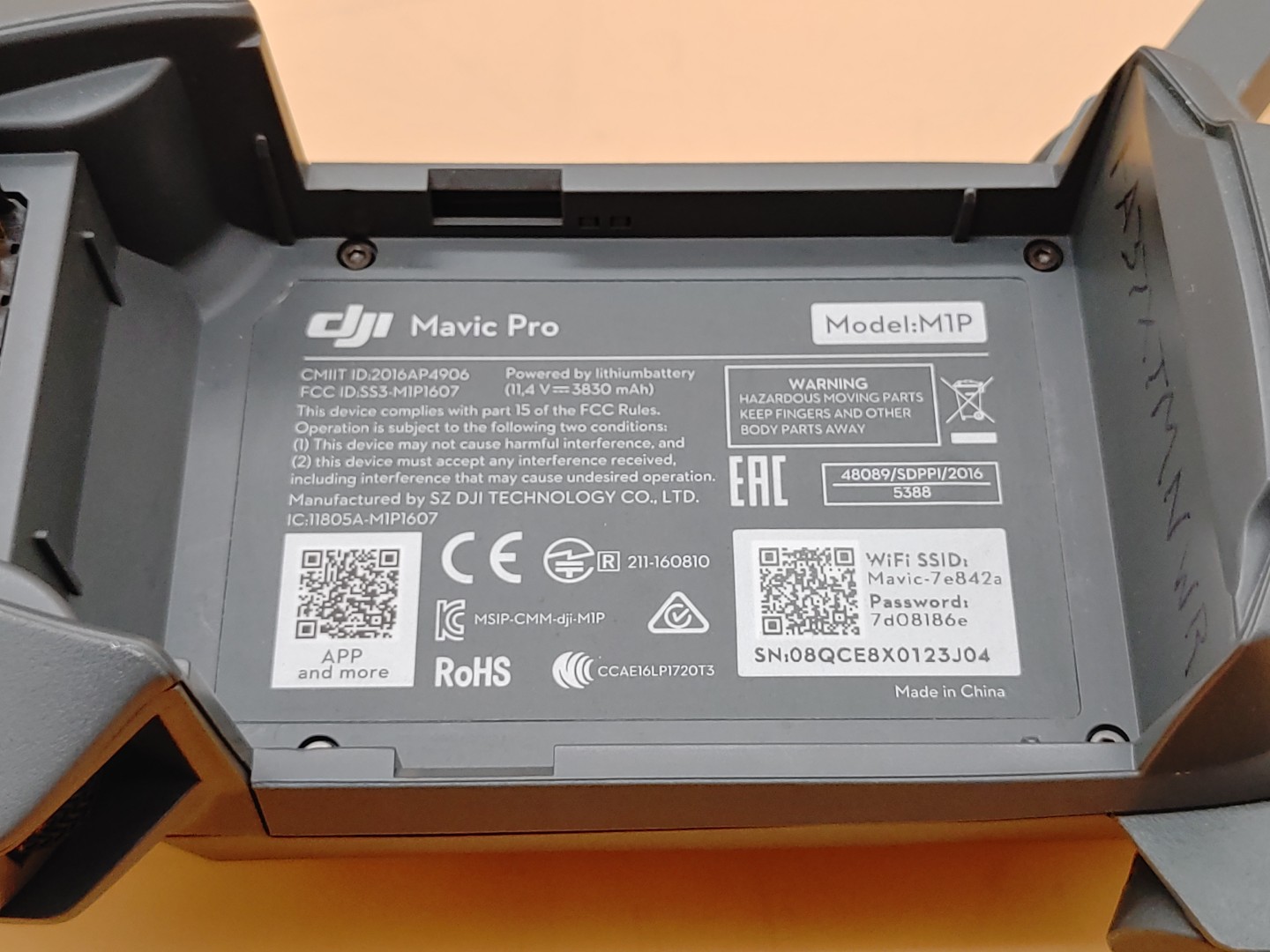 DJI Mavic Pro 4K Quadcopter Drone M1P w/ Remote *UNTESTED/AS-IS* *NO BATTERY* - Image 9