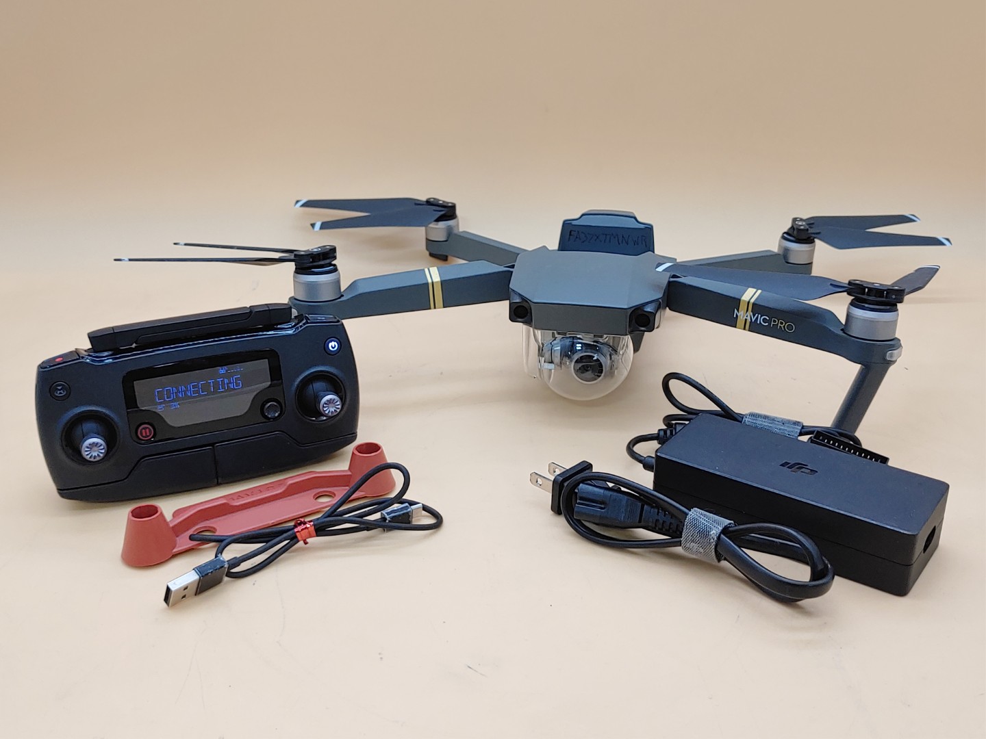 DJI Mavic Pro 4K Quadcopter Drone M1P w/ Remote *UNTESTED/AS-IS* *NO BATTERY*