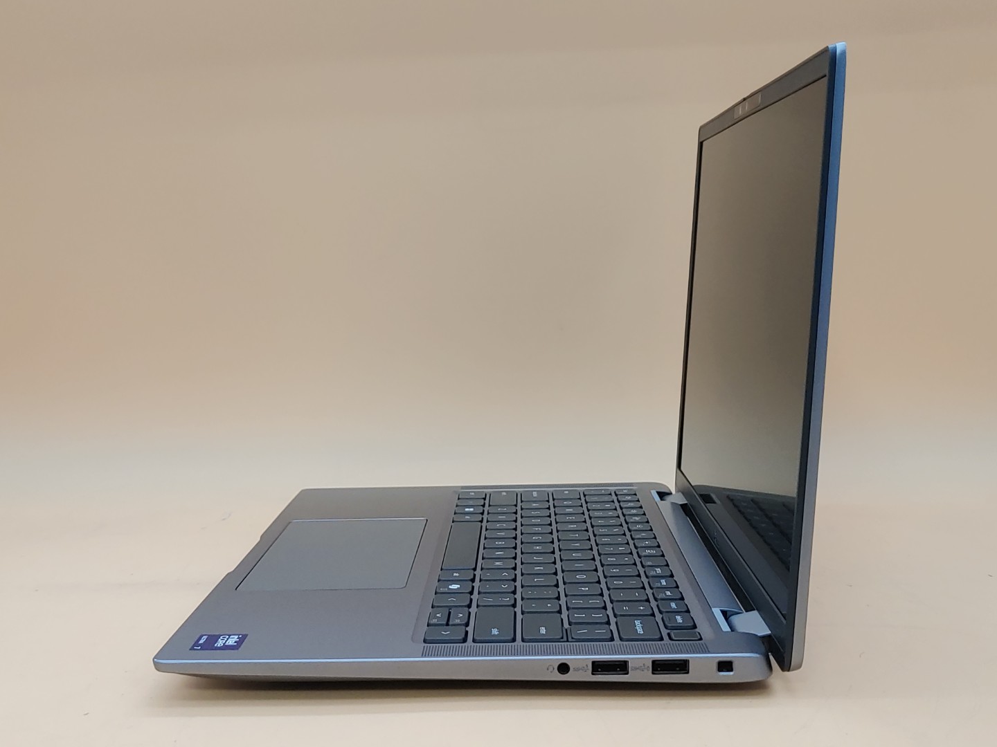 Dell Latitude 7450 14" Ultra 7 165U 32GB RAM *NO SSD/AC* *LIQUID SPILL NO POWER* - Image 3