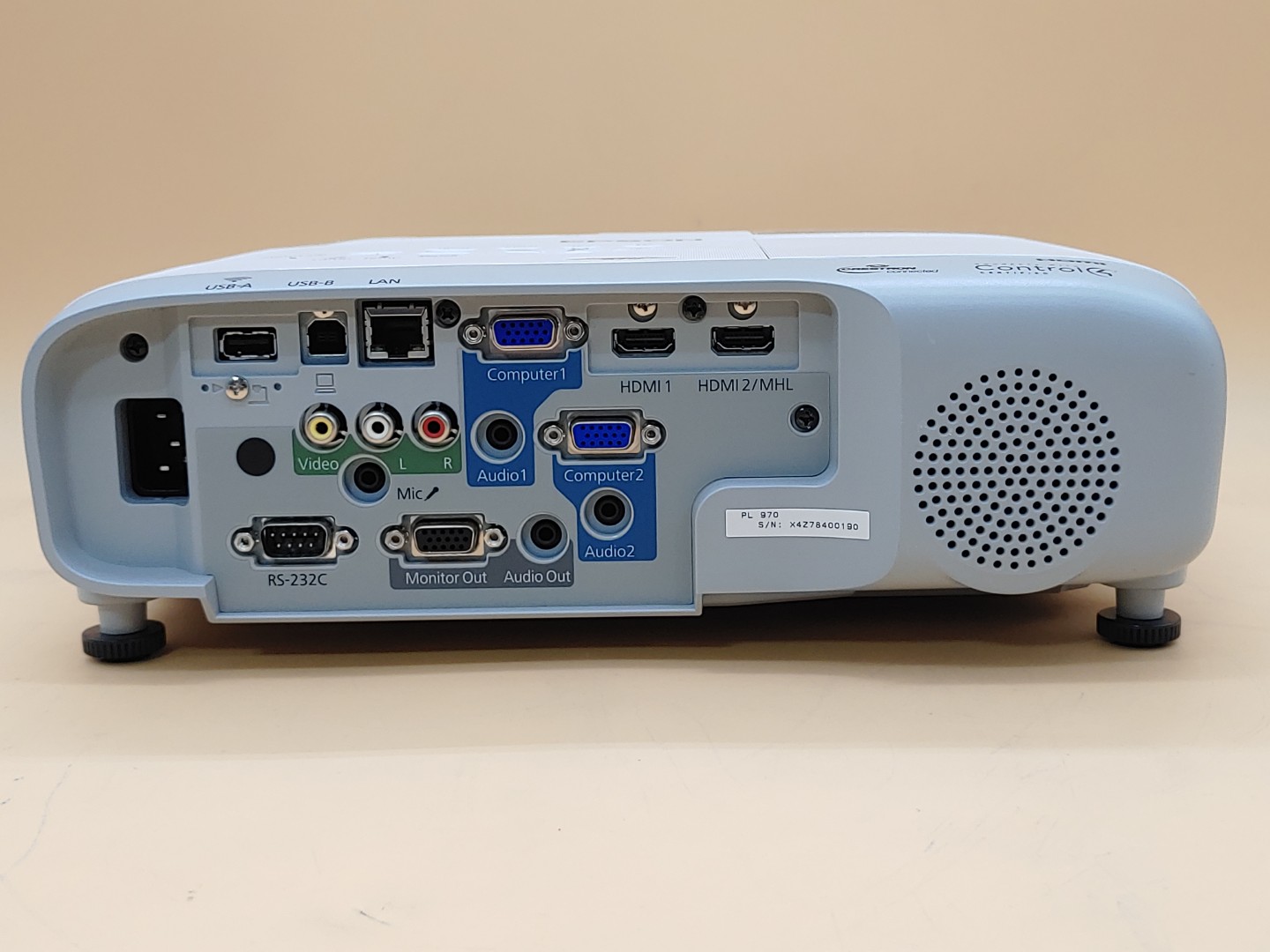 Epson PowerLite 970 3LCD Projector 4000 Lumen ANSI HD 1080p H865A (125 Hours) - Image 9