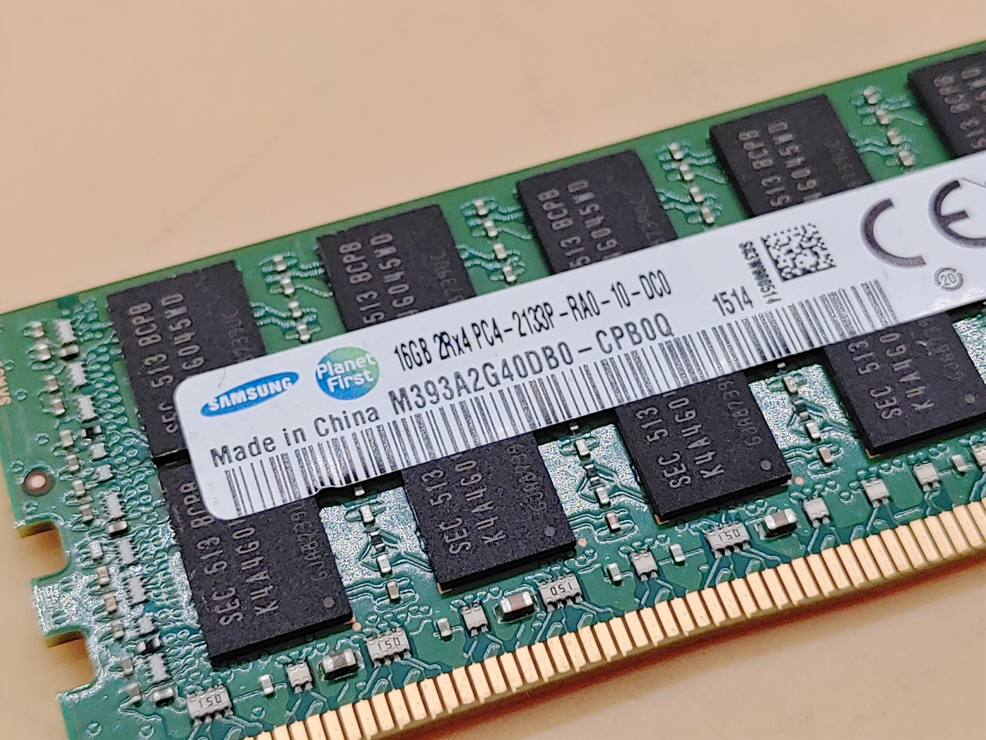 Samsung 16GB 2Rx4 PC4-2133P DDR4 M393A2G40DB0-CPB0Q ECC Server Ram Memory - Image 2