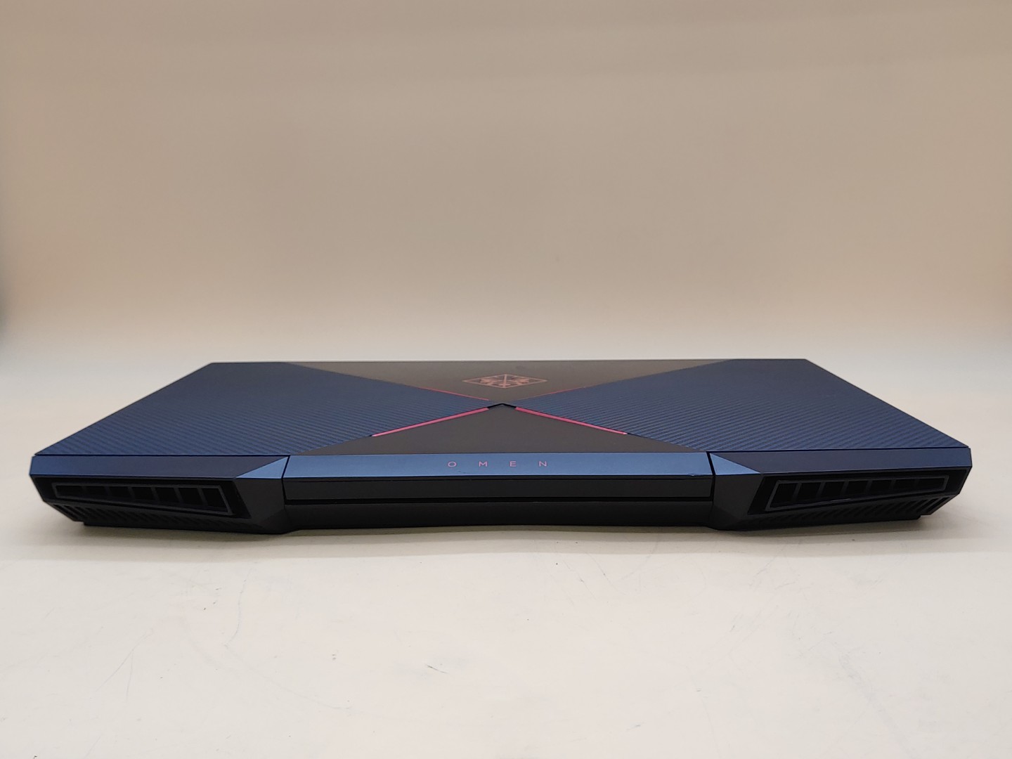 HP Omen 17-an012dx 17.3" i7-7700HQ 16GB RX 580 *NO HDD/NO SSD/NO OS/NO AC* *READ - Image 8