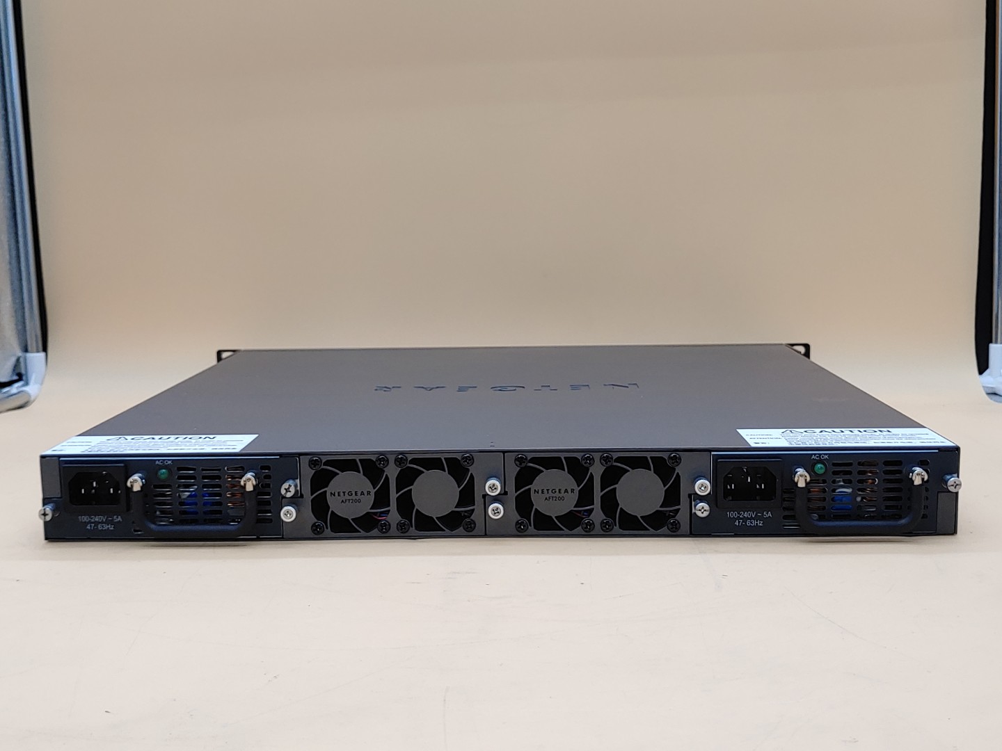 Netgear ProSafe M7100-24X V1H1 10G L2+ 24-Port Managed Switch w/ x2 PSU & Ears - Image 8