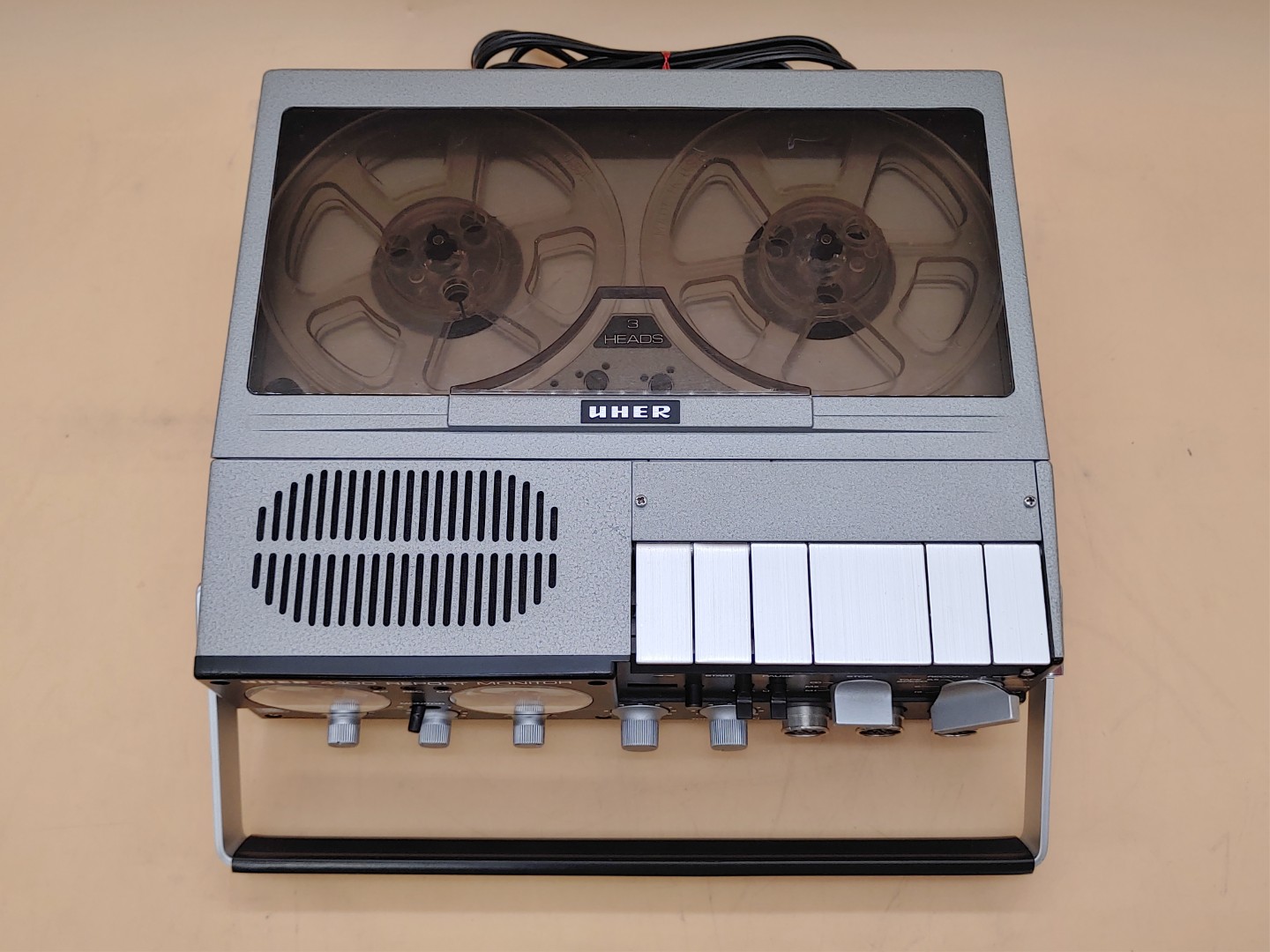 UHER 4400 Report Monitor 4-Channel Tape Recorder Reporter **NO POWER** **READ** - Image 4
