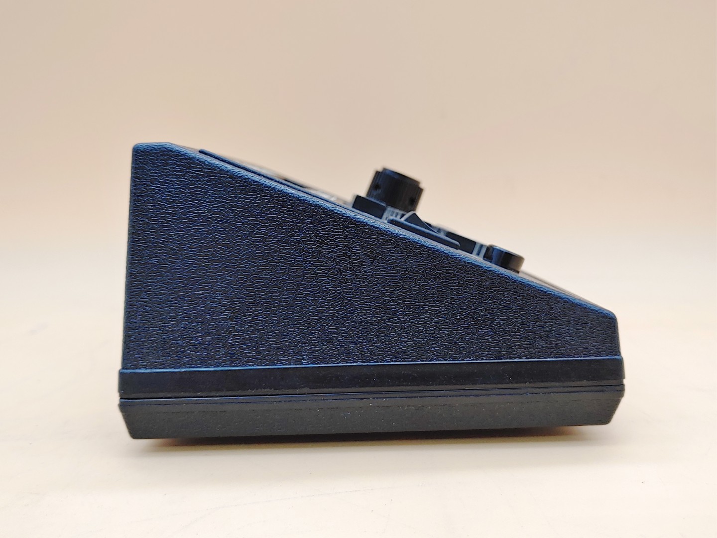 Bio Solutions Model-E Frequency Resonant Machine w/ Power Adapter + Extras - Image 7