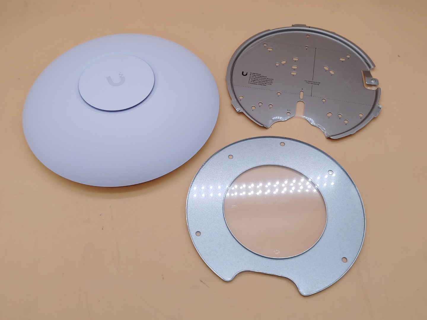 Ubiquiti Networks UniFi U7 Pro Tri-Band PoE Wi-Fi 7 Access Point