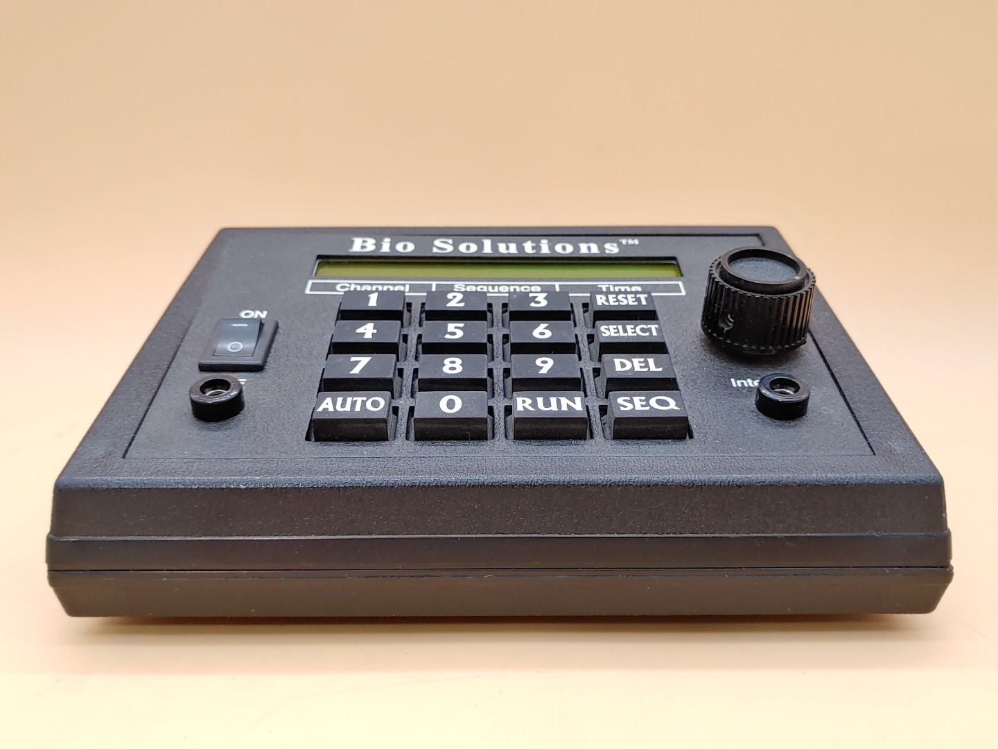 Bio Solutions Model-E Frequency Resonant Machine w/ Power Adapter + Extras - Image 6