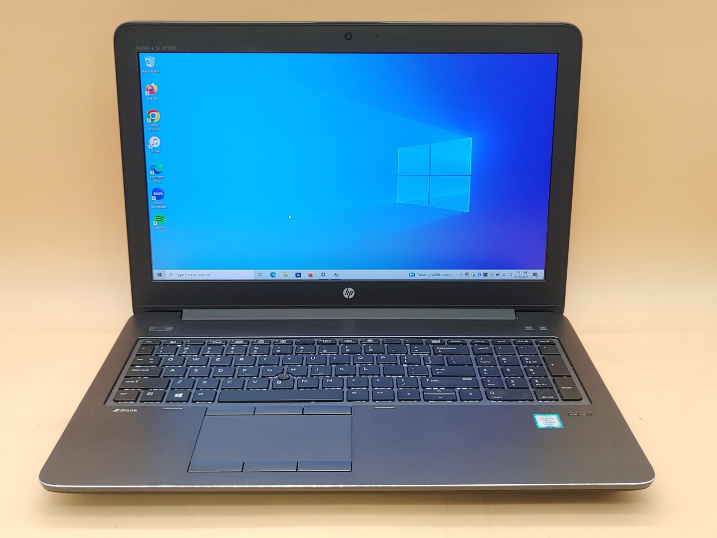 HP ZBook 15 G3 Xeon E3-1505M v5 32GB 512GB Win10Pro Quadro M2000M **NO A/C**