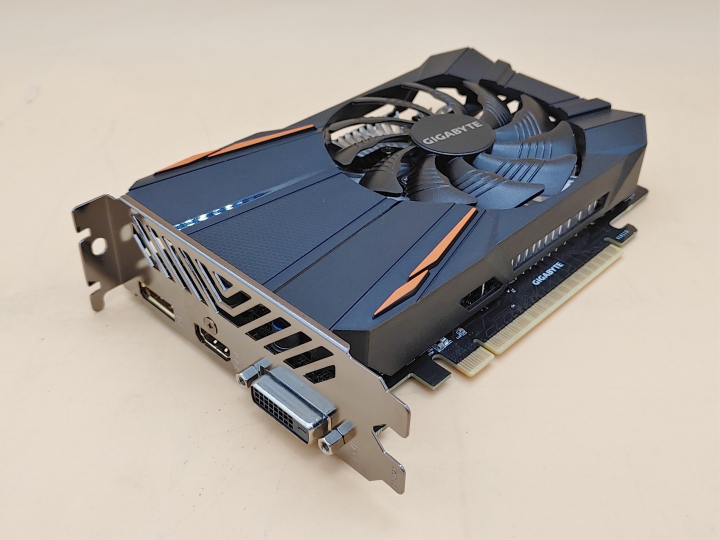 GIGABYTE GeForce GTX 1050 Ti 4GB 128-Bit GDDR5 Video Card GV-N105TD5-4GD