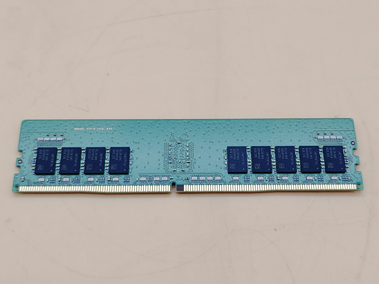 Samsung 16GB 2Rx8 PC4-2666V DDR4 M393A2K43DB2-CTD7Y RDIMM ECC Server Ram Memory - Image 3