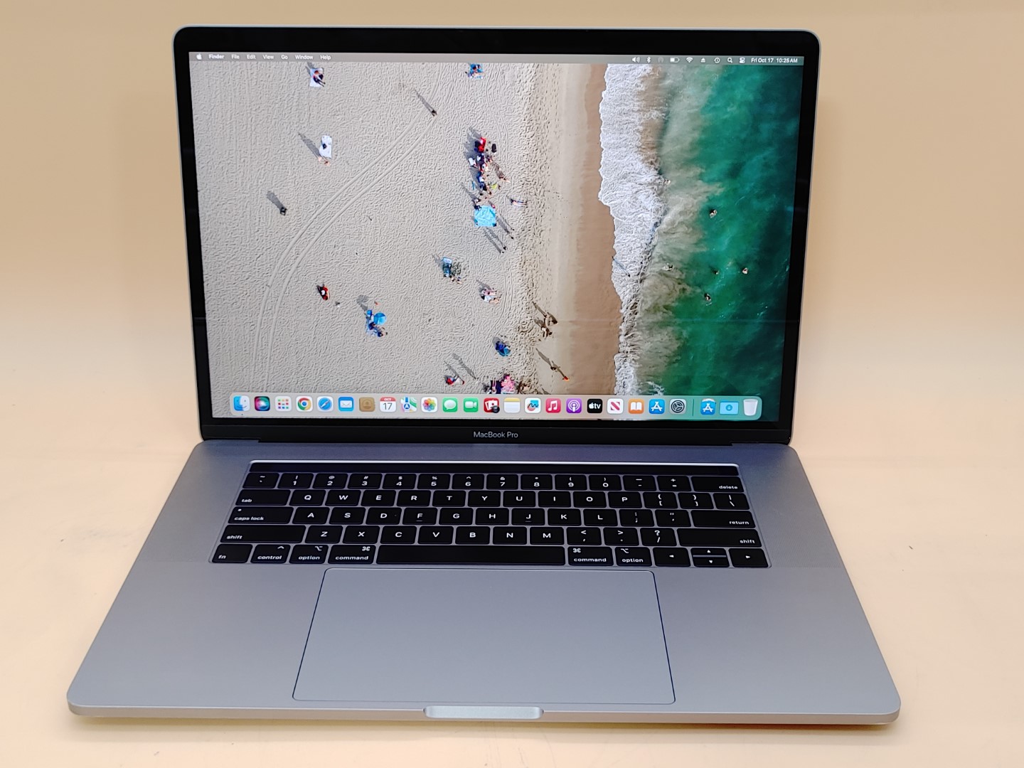 Apple MacBook Pro 15" 2019 Touchbar i7 2.60GHz✔16GB✔256GB✔Sequoia✔*NO A/C**READ*