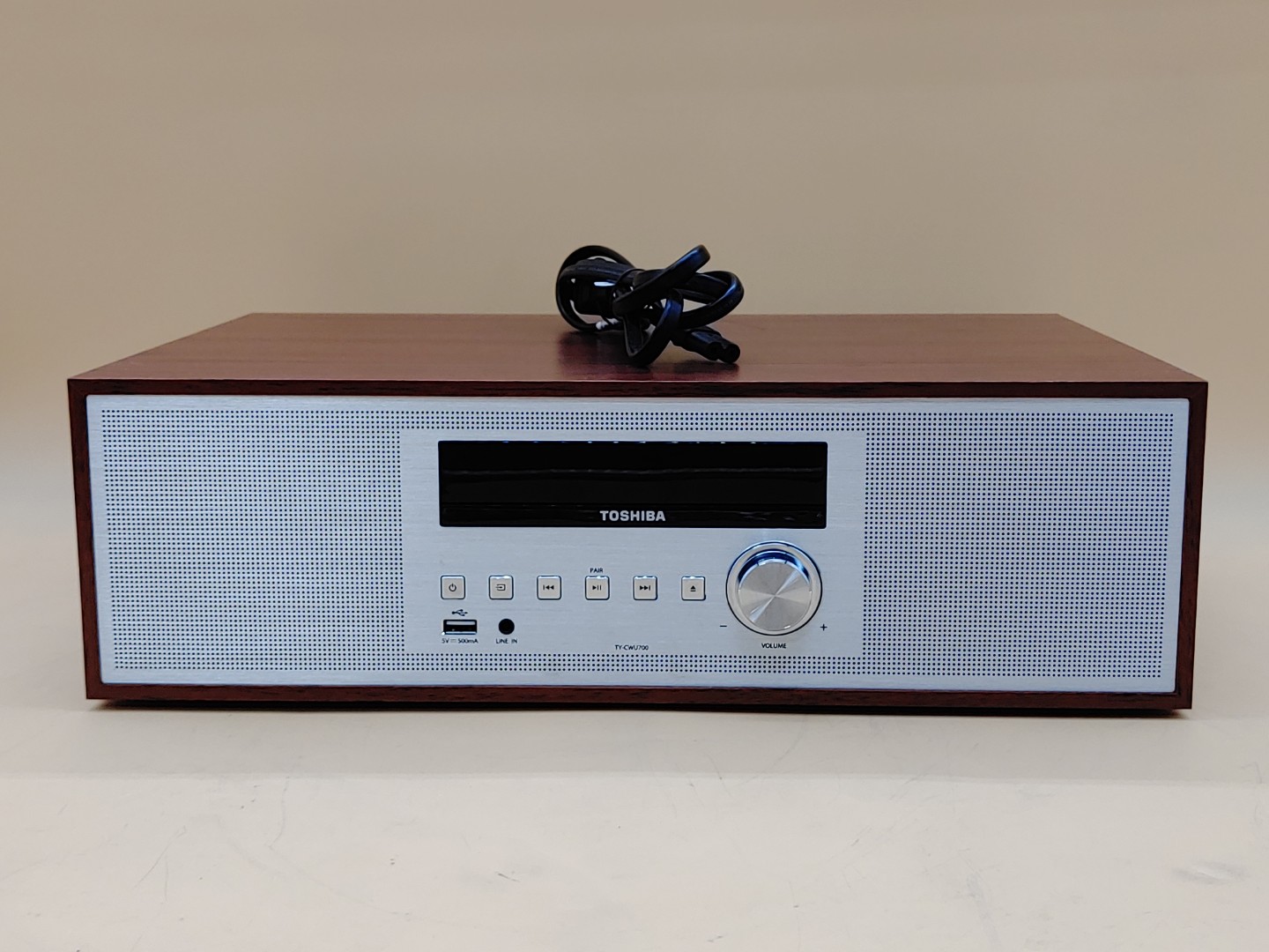 Toshiba TY-CWU700 All-in-One Wireless BT CD Player Speaker System **NO REMOTE**
