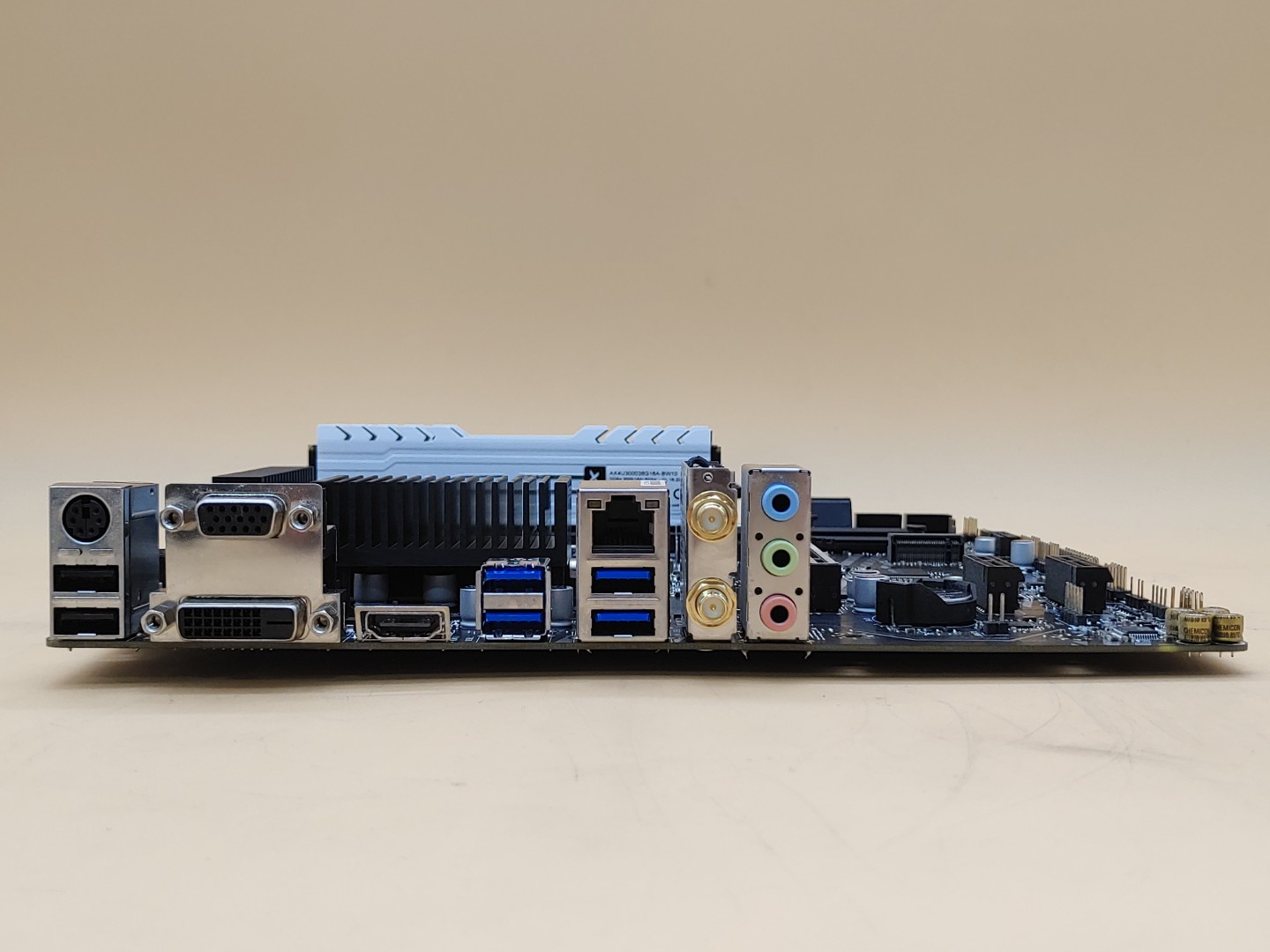 MSI B460M PRO-VDH WIFI Motherboard LGA1200 DDR4 mATX w/ 16GB RAM + 2 Antennas - Image 6