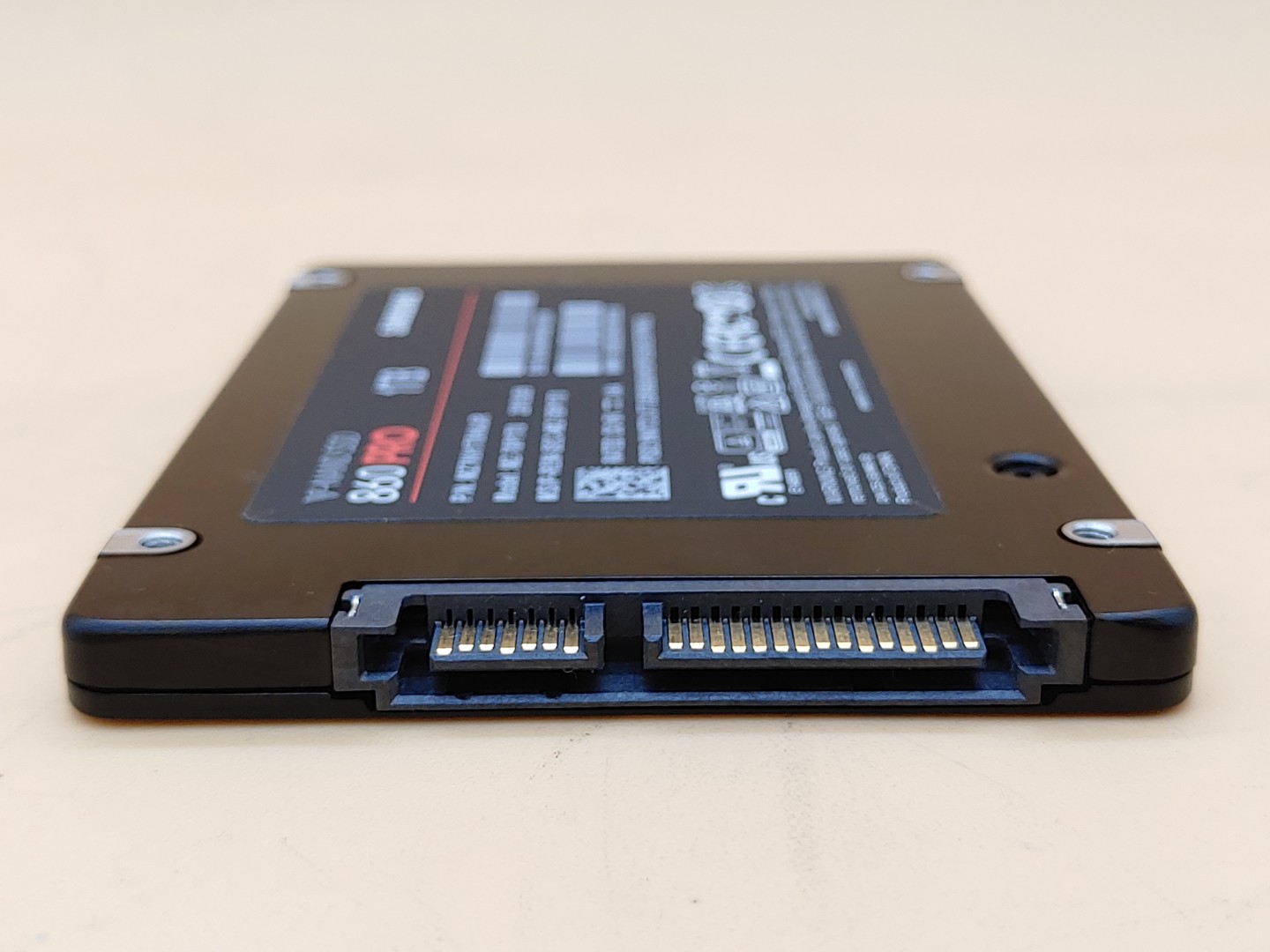 Samsung 860 PRO 1TB 2.5" SATA III SSD Solid State Drive MZ-76P1T0 (99% Health) - Image 4