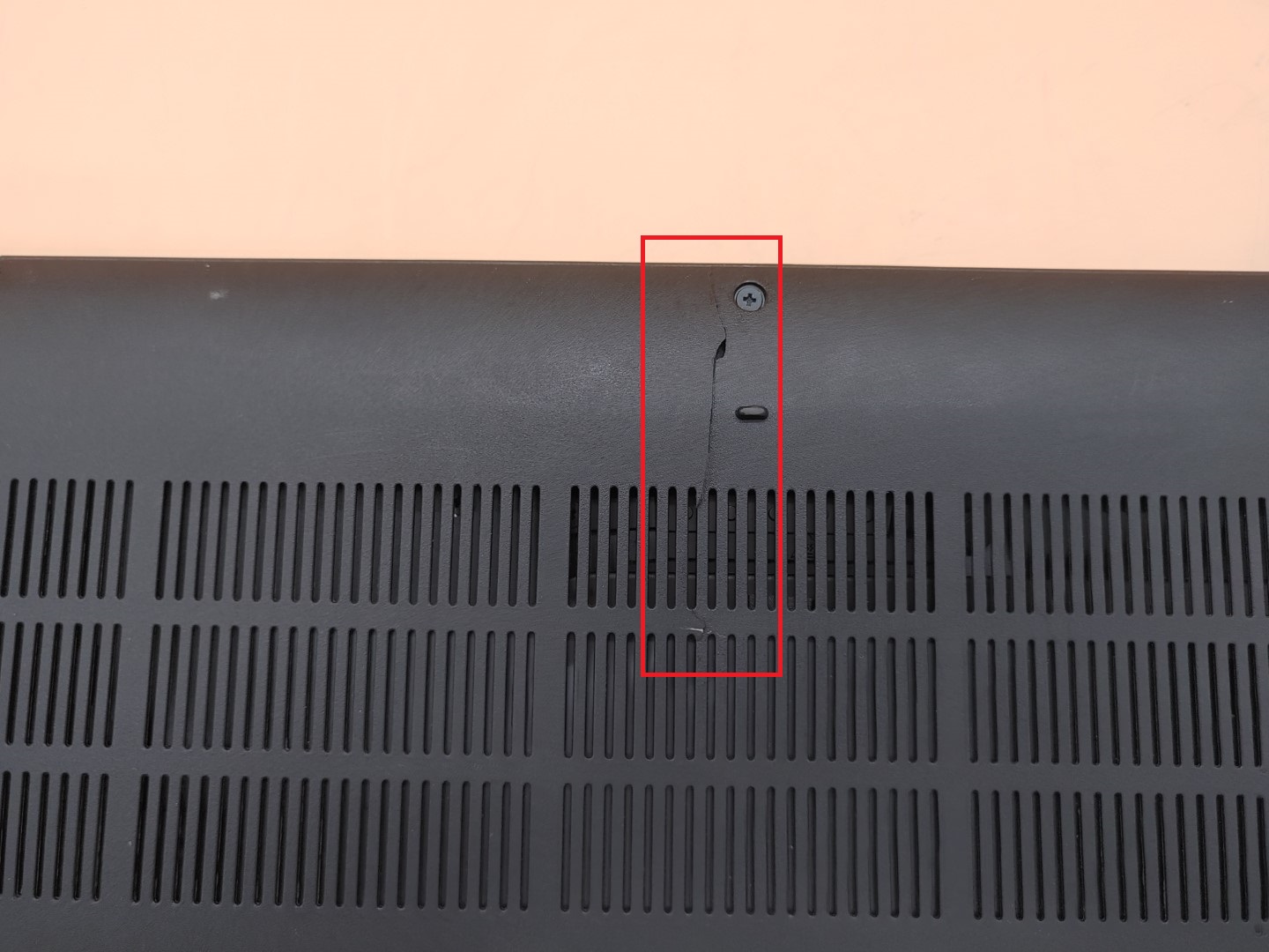 Dell Latitude 5500 15.6" i7-8665U *NO SSD/RAM/BATT/AC* **CRACKED LCD** *READ* - Image 10