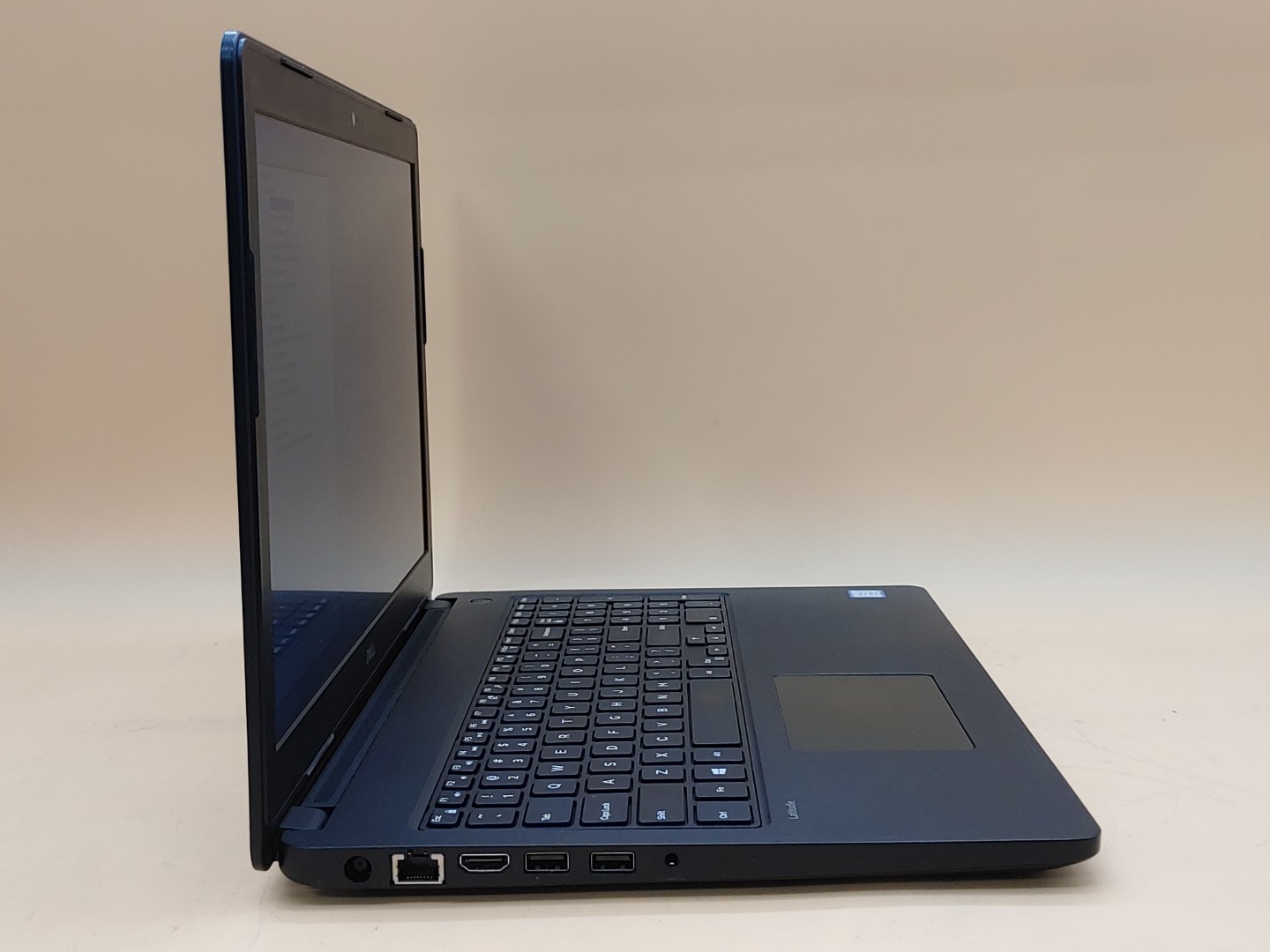 Dell Latitude 3580 15.6" Intel i5-7200U 8GB RAM **NO SSD/HDD/NO OS/NO AC** - Image 2