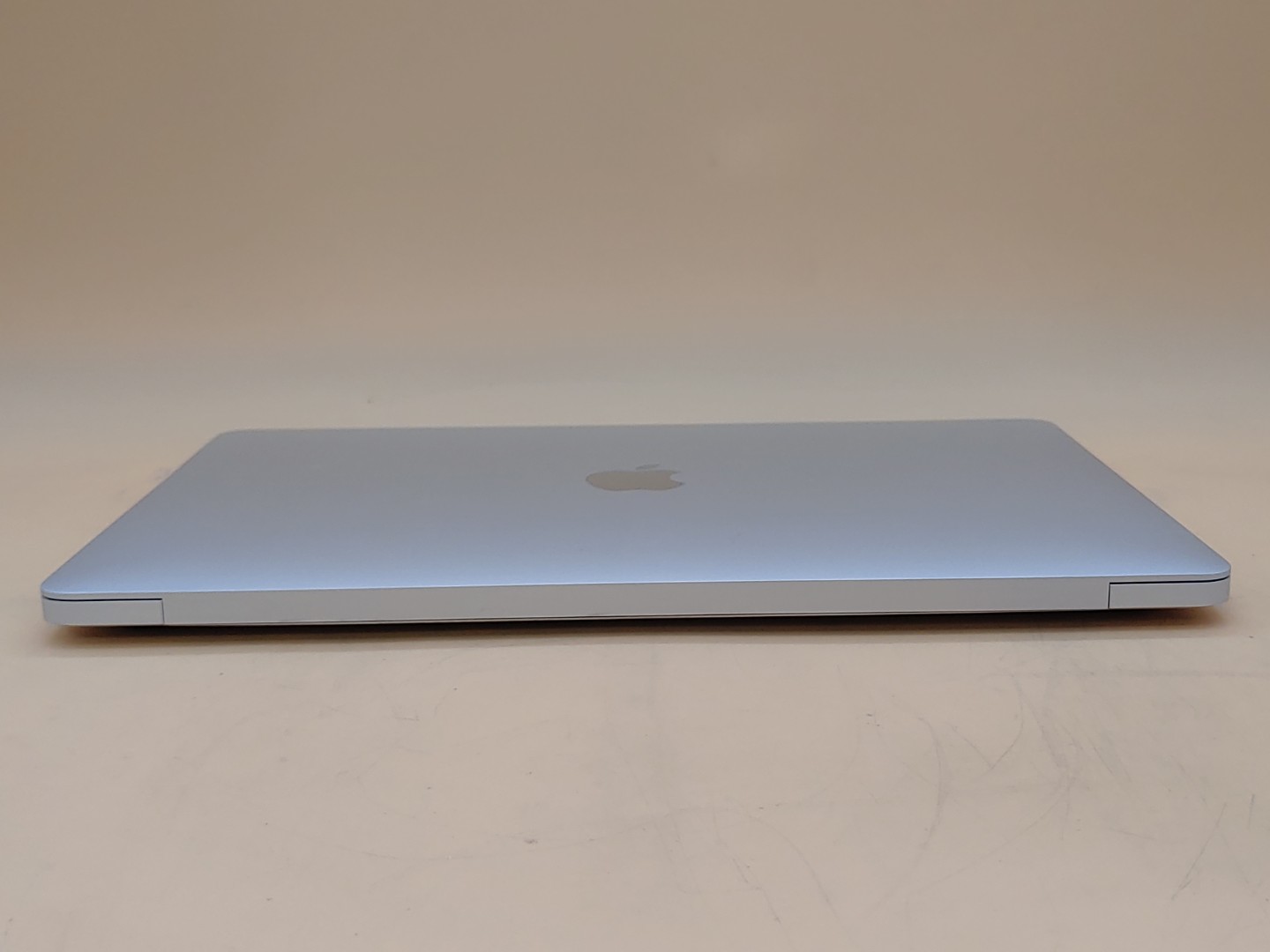 Apple MacBook Air M1 13" (2020) 8GB 512GB A2337 *NO POWER (DOA)* *NO A/C* *READ* - Image 8