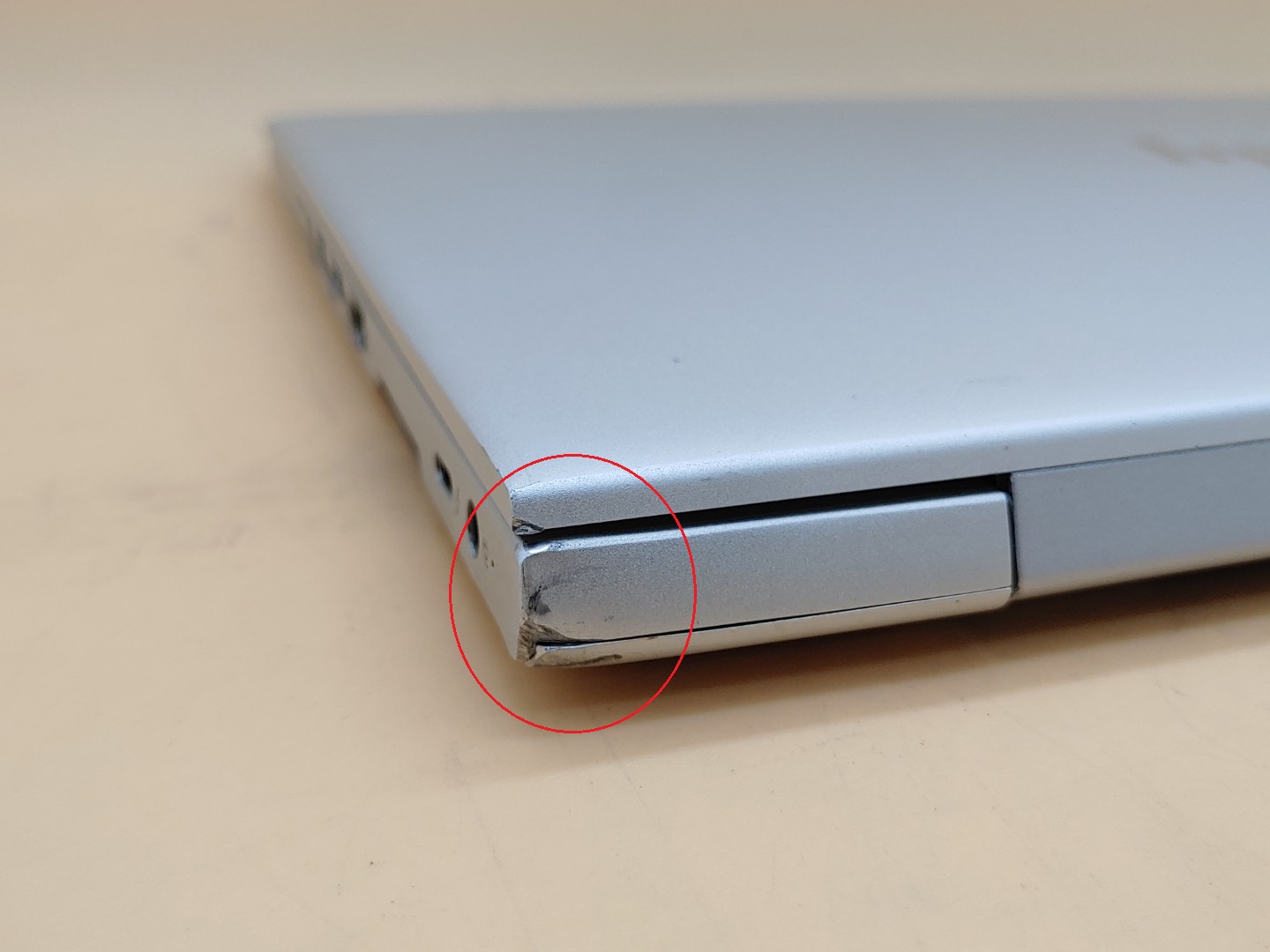 HP EliteBook 840 G5 14" Intel i7-8650U *NO RAM/NO SSD/NO OS/NO AC* *POWER ISSUE* - Image 8