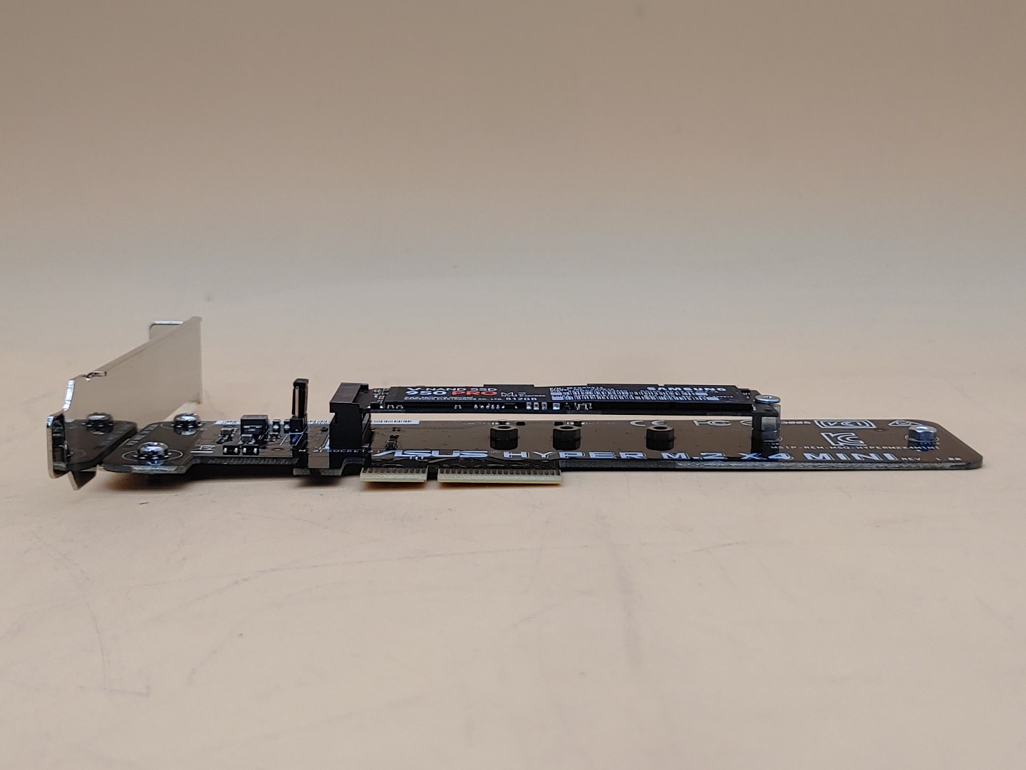 Asus Hyper M.2 X4 MINI Card PCI-E Adapter (Full Height) w/ Samsung 512GB M.2 SSD - Image 3