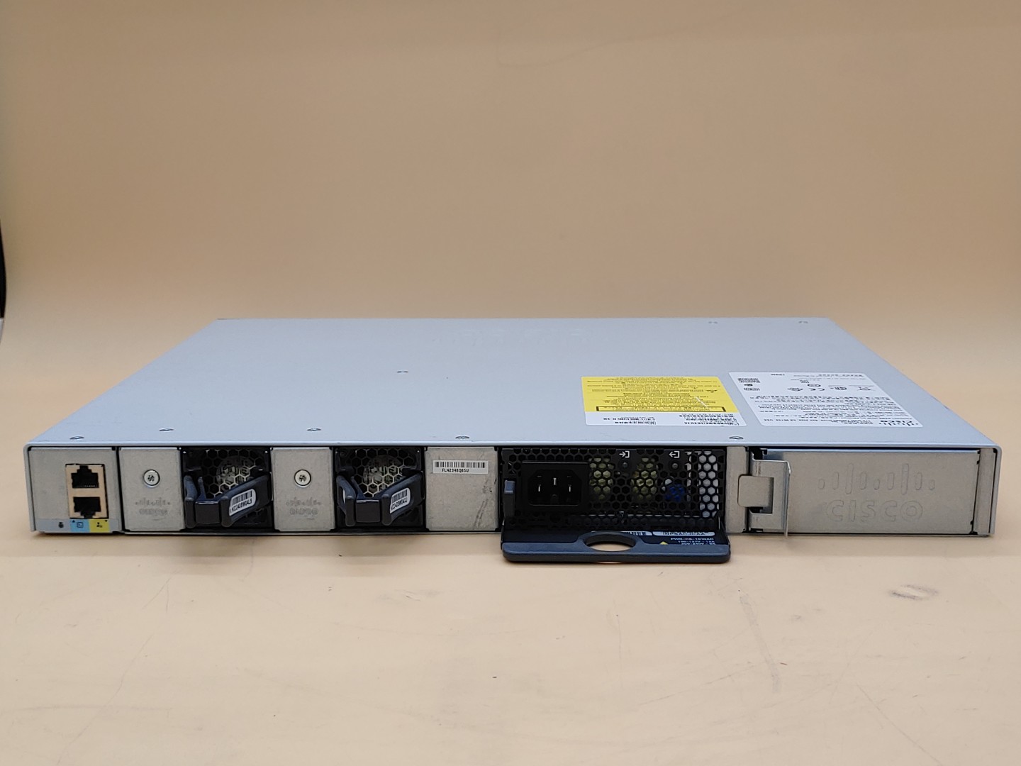 Cisco Catalyst 9200 48-Port PoE+ Network Switch w/ x1 PSU (C9200-48P-E V01) - Image 8