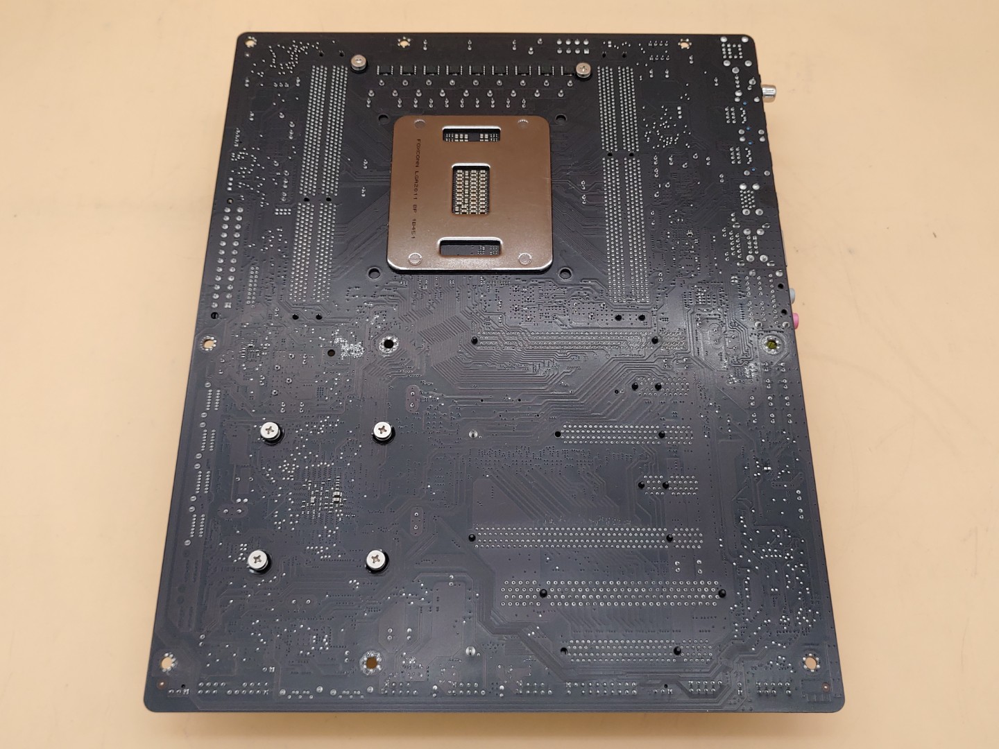 Gigabyte GA-X79-UD3 Motherboard LGA 2011 DDR3 ATX w/ Intel i7-3930K + 16GB RAM - Image 10