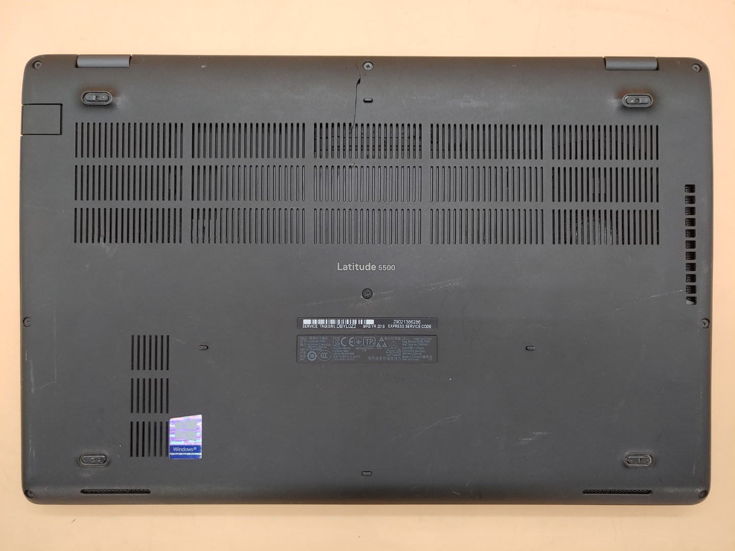 Dell Latitude 5500 15.6" i7-8665U *NO SSD/RAM/BATT/AC* **CRACKED LCD** *READ* - Image 6