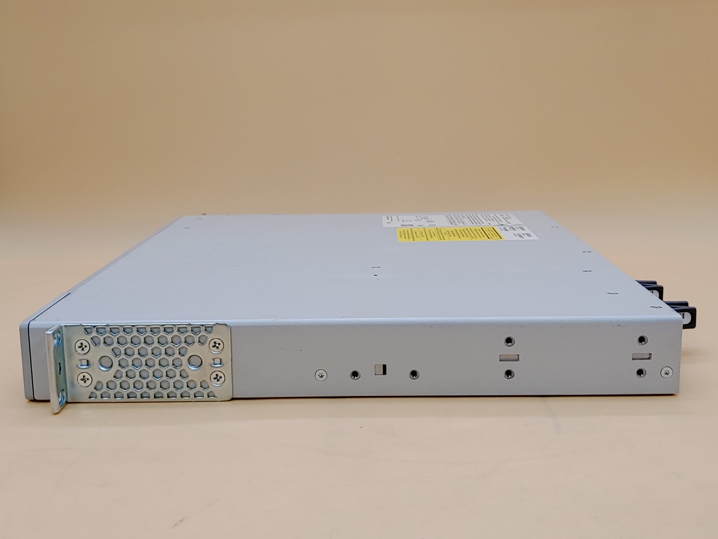 Cisco Catalyst 9200 48-Port PoE+ Network Switch // C9200-48P-E V01 - Image 7