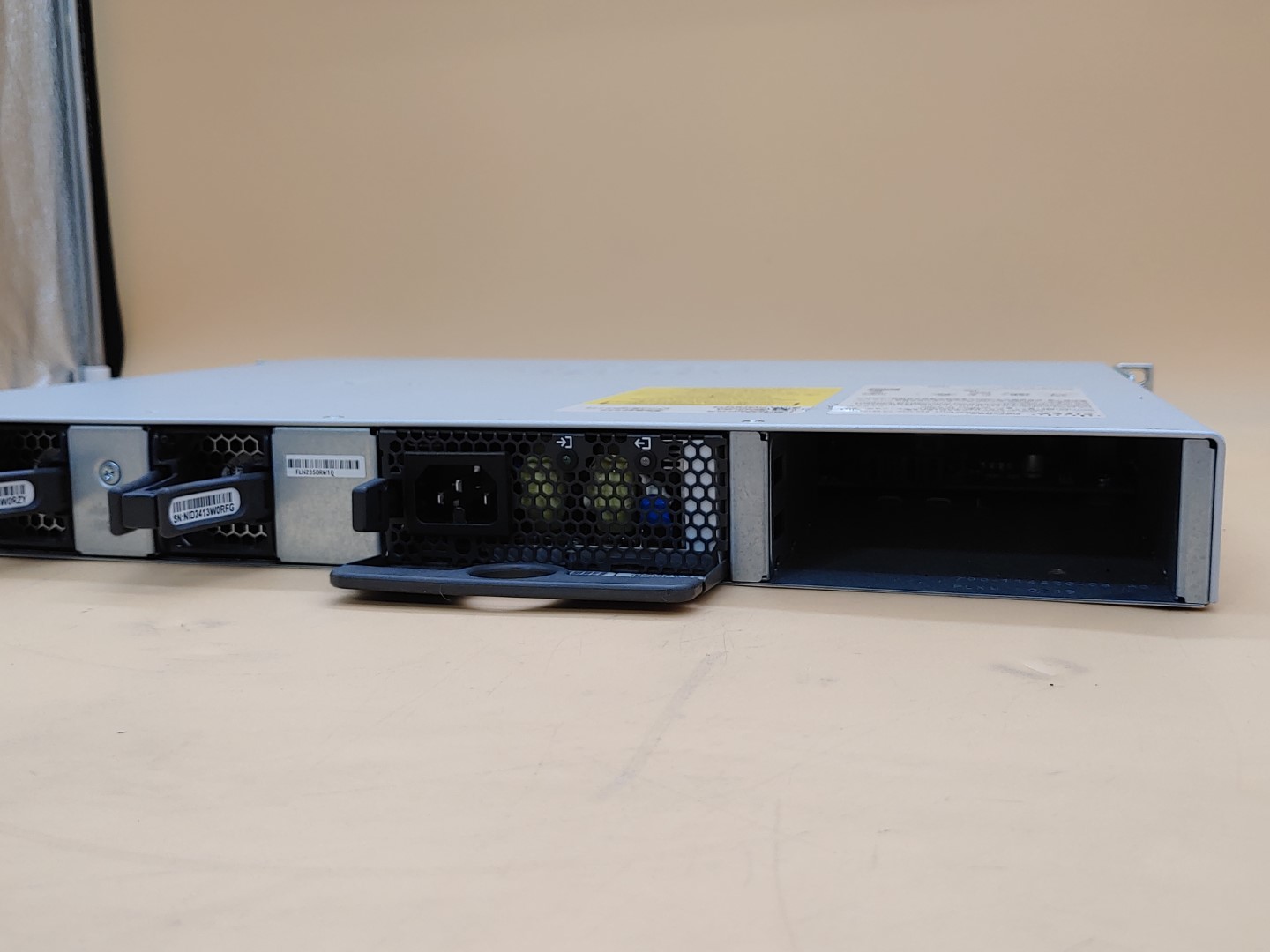 Cisco Catalyst 9200 48-Port PoE+ Network Switch // C9200-48P-E V01 - Image 10