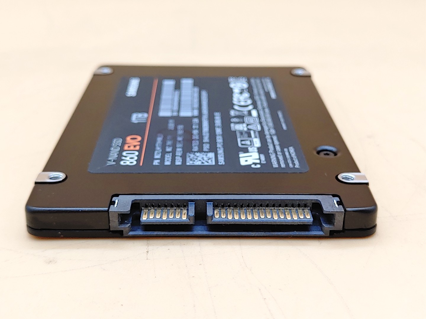 Samsung 860 EVO 1TB 2.5" SATA III SSD Solid State Drive MZ-76E1T0 (99% Health) - Image 5
