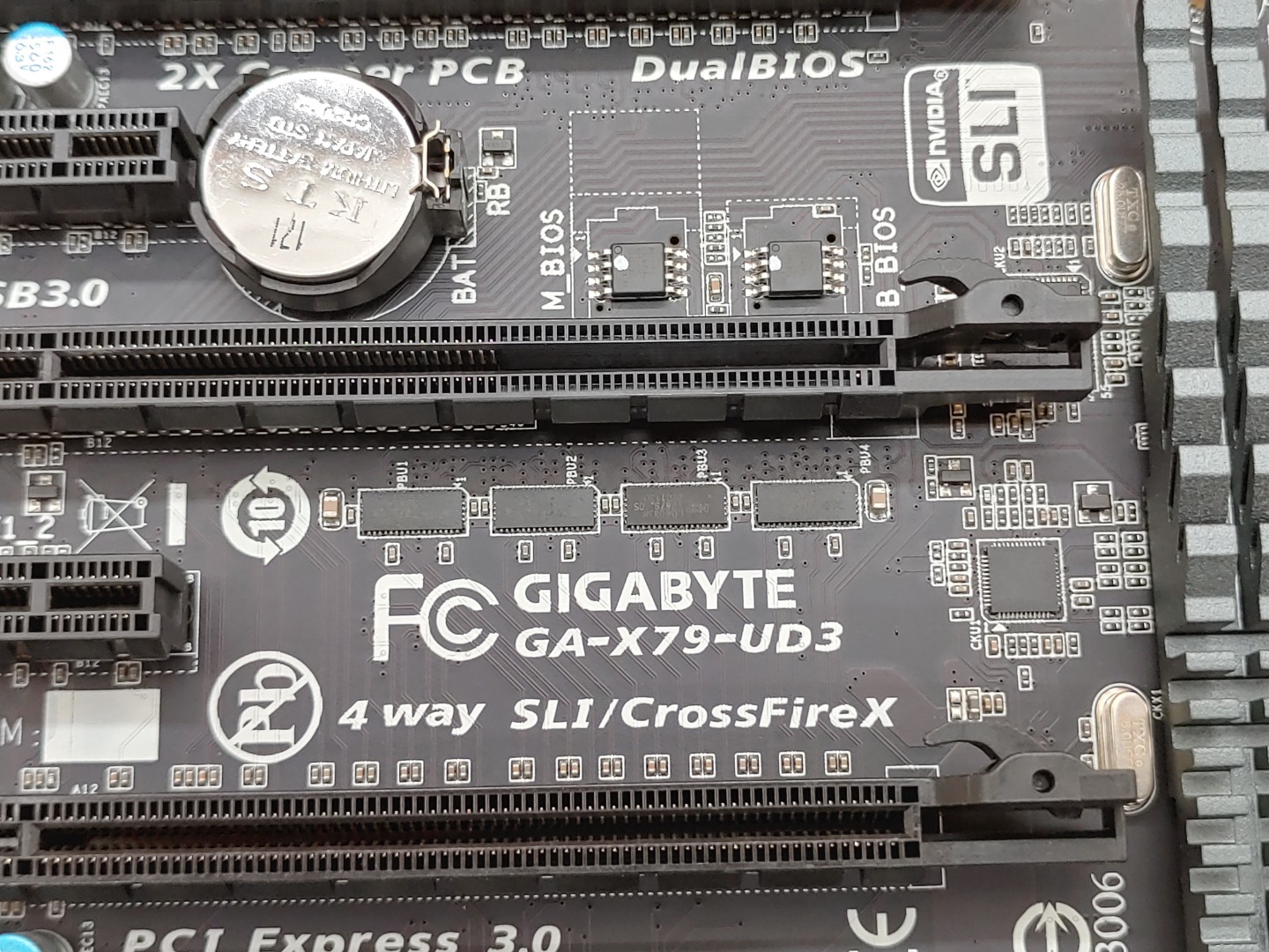 Gigabyte GA-X79-UD3 Motherboard LGA 2011 DDR3 ATX w/ Intel i7-3930K + 16GB RAM - Image 9